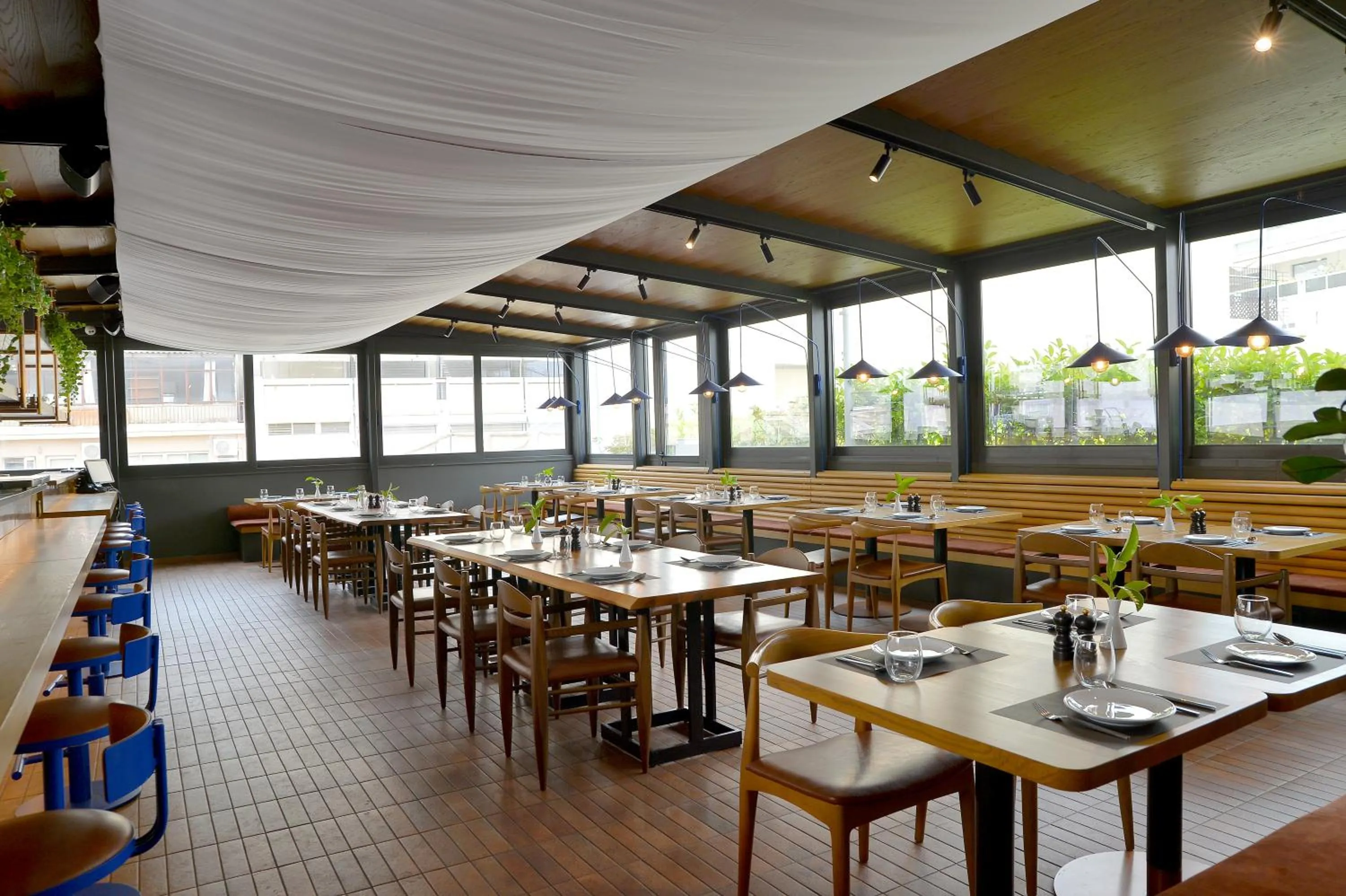 Restaurant/places to eat in The Editor Hotel Athens