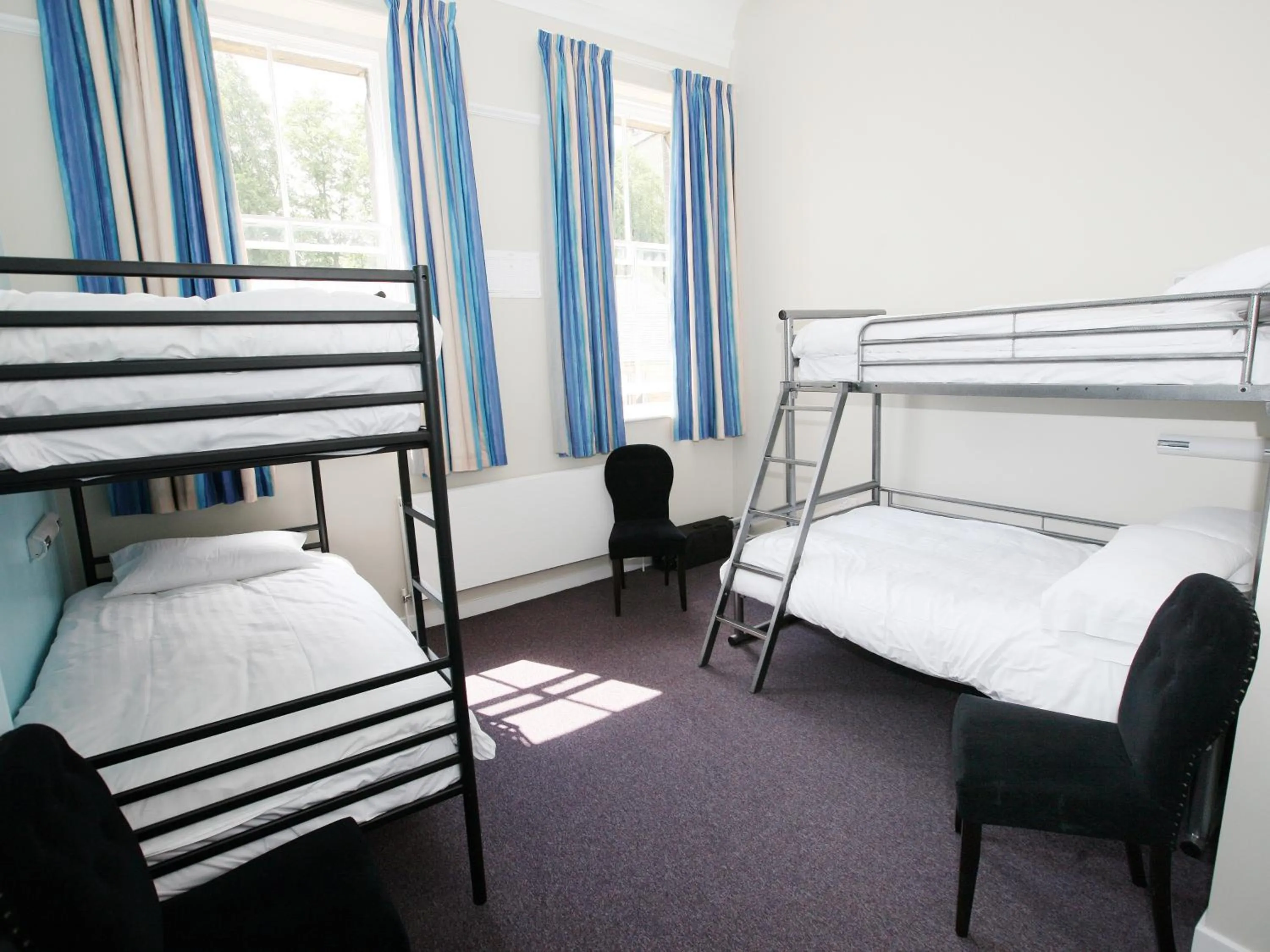 Bed in YHA Alnwick - Partner