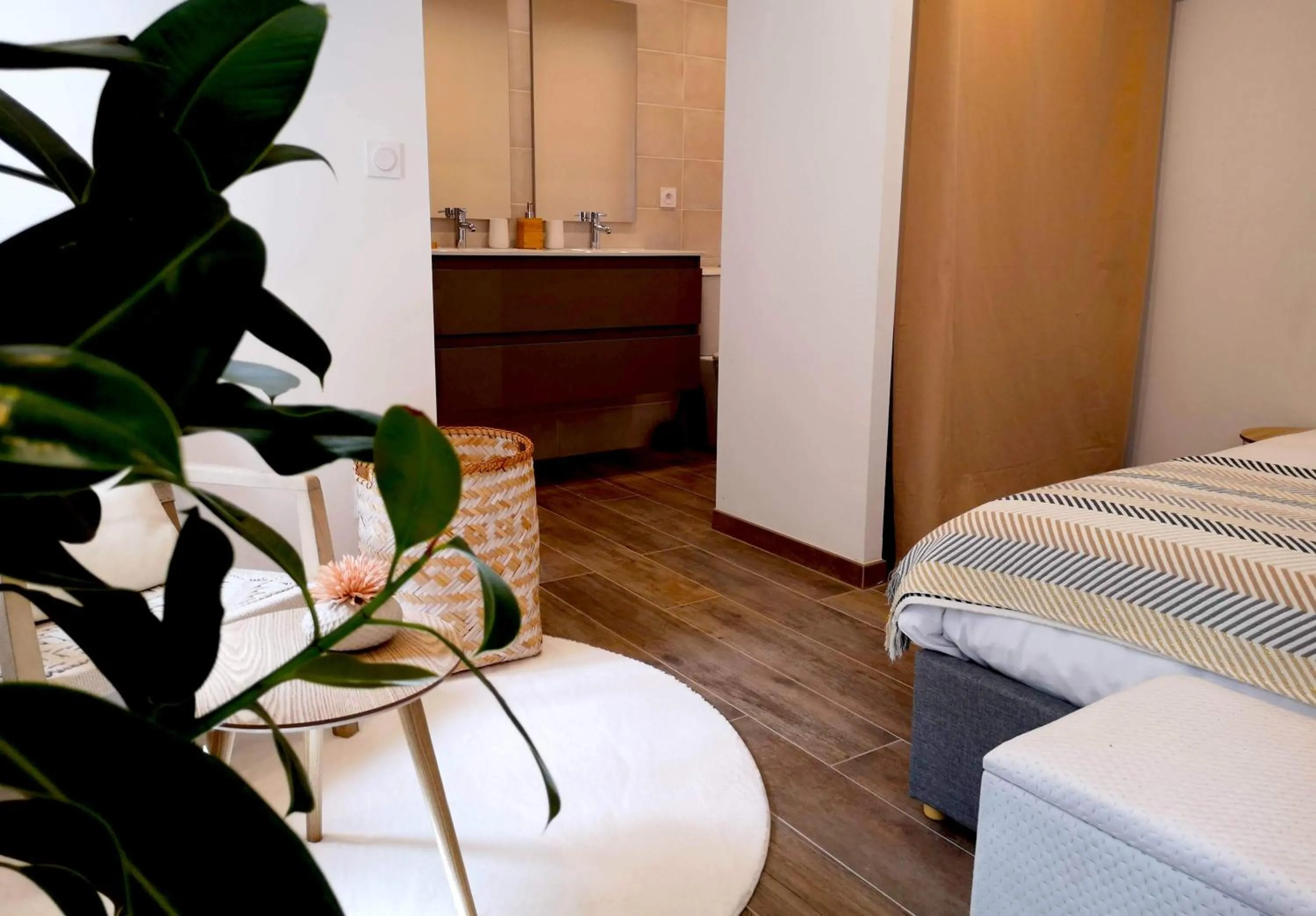 Photo of the whole room in Les Maisons du O