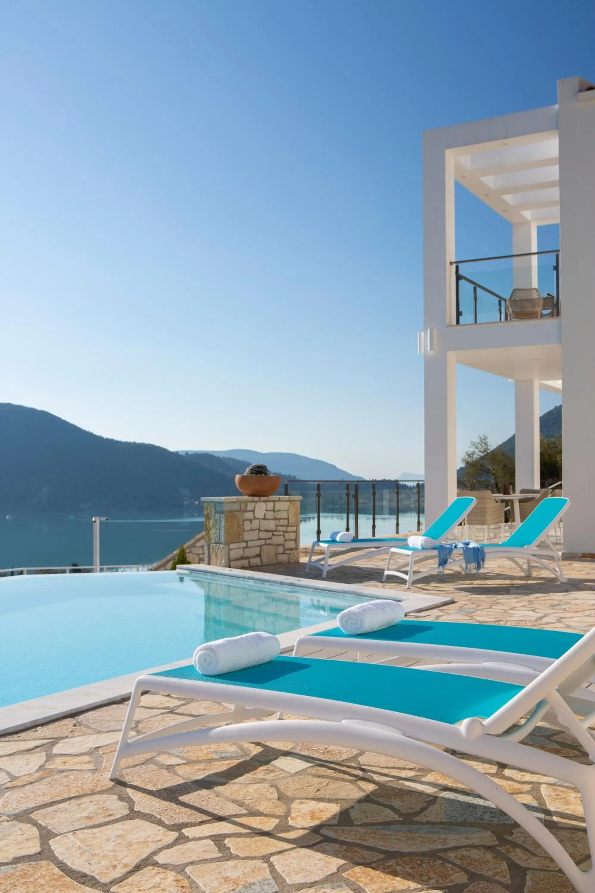 AFRODITI VILLAS Collection