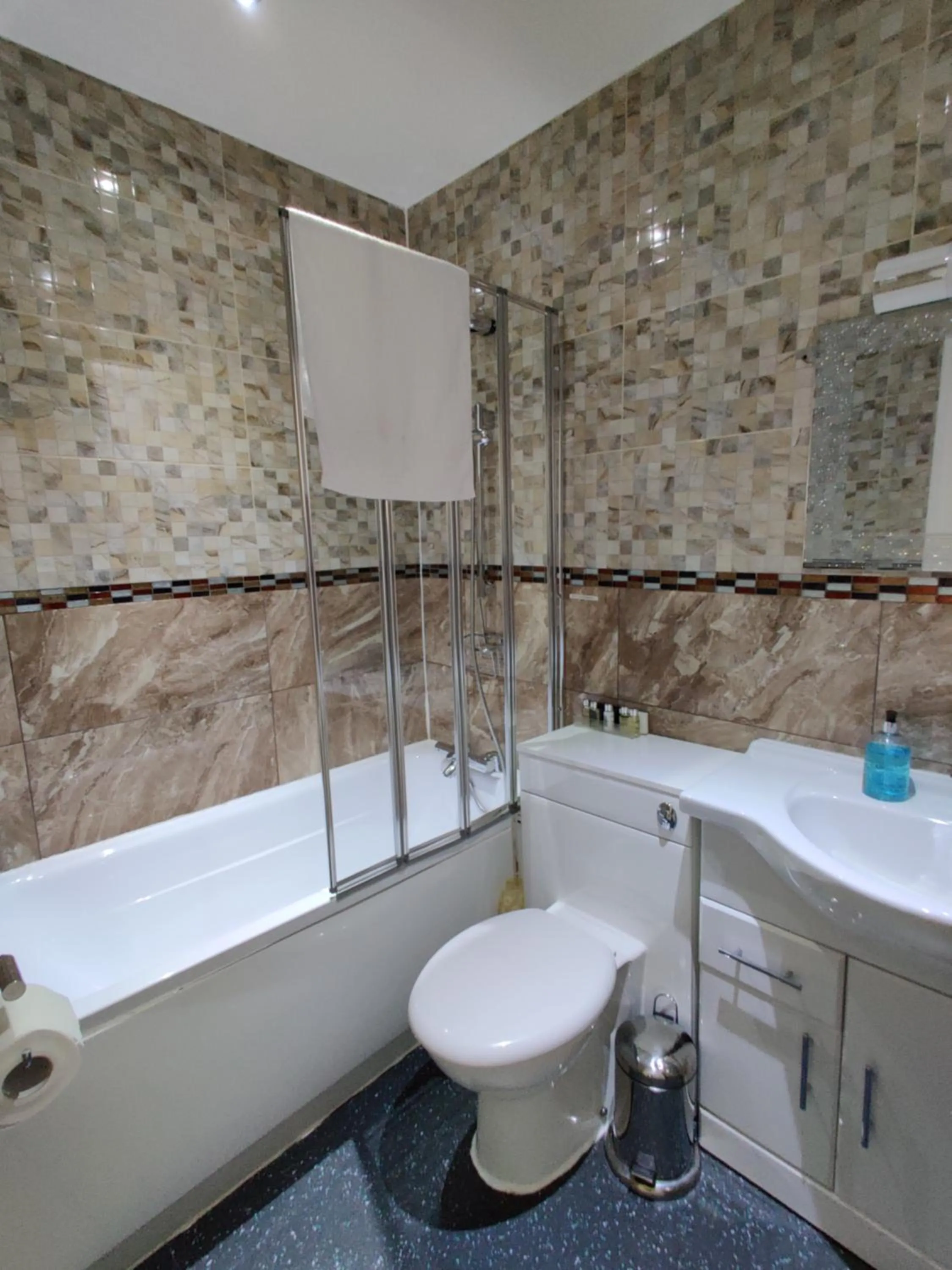 Shower in Rooms on The Prom