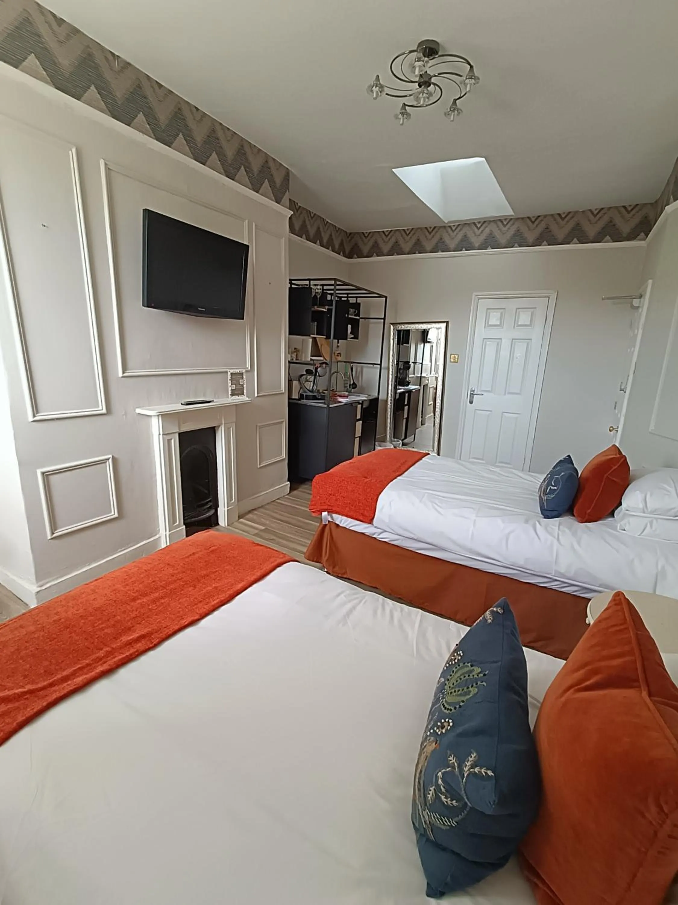 Bed in Rooms on The Prom