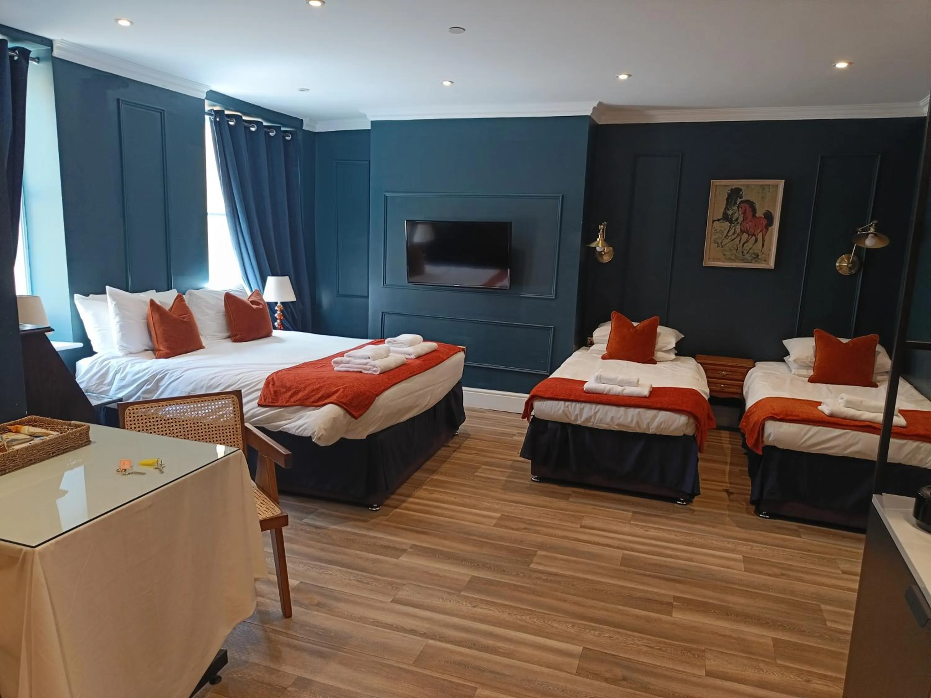 Bed in Rooms on The Prom