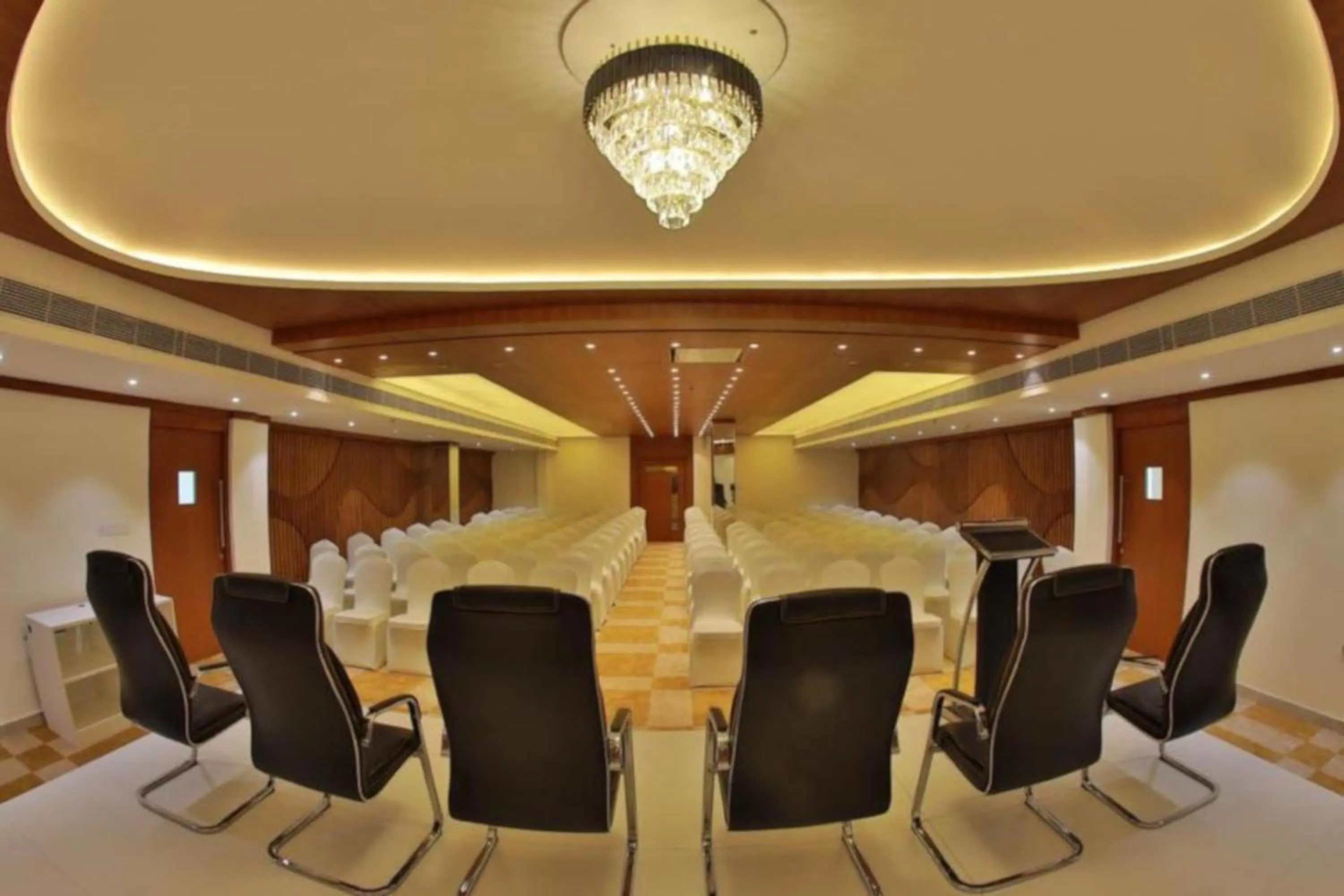 Meeting/conference room in Annai Resorts & Spa