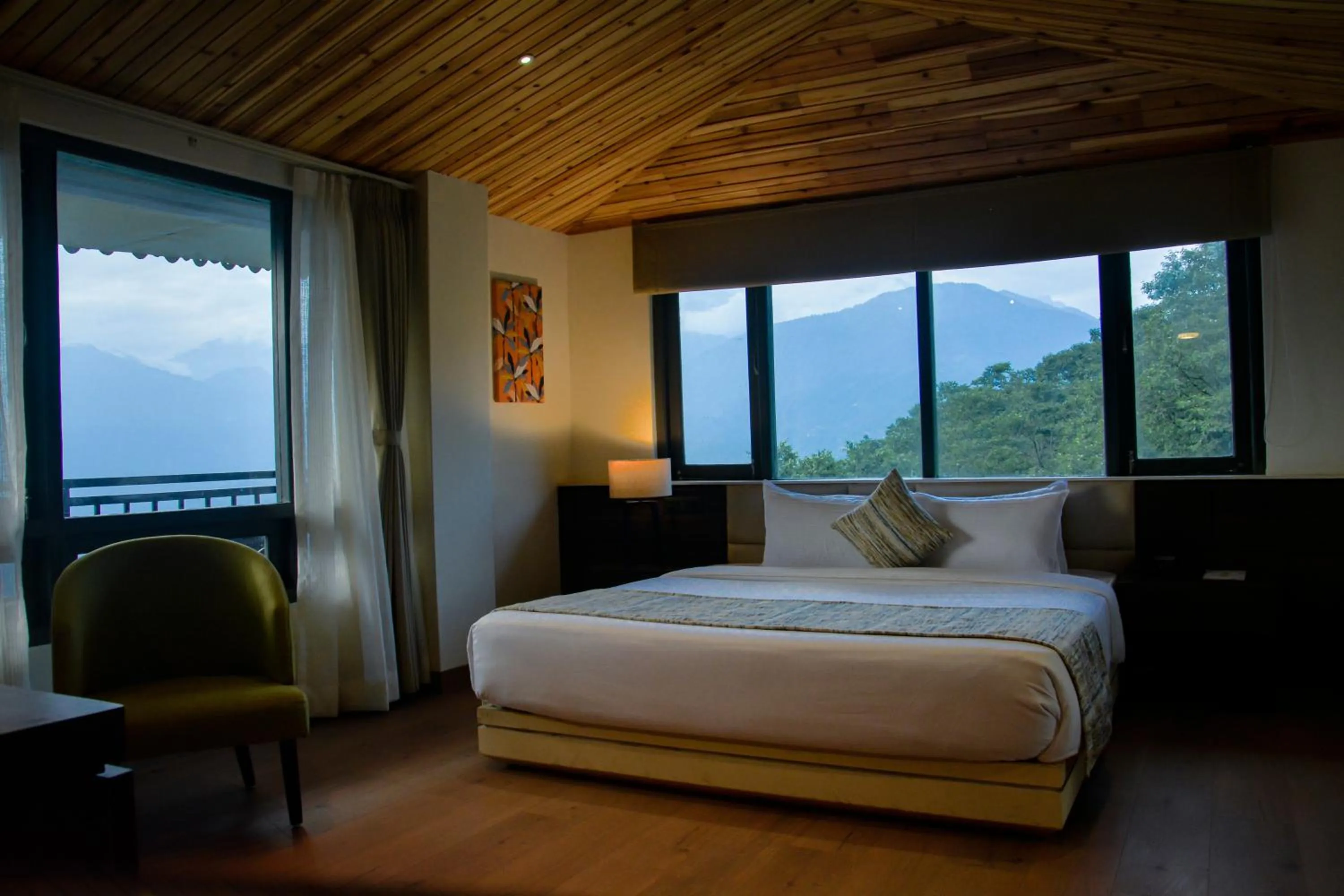 Bed in Udaan Olive Hotel & Spa, Pelling