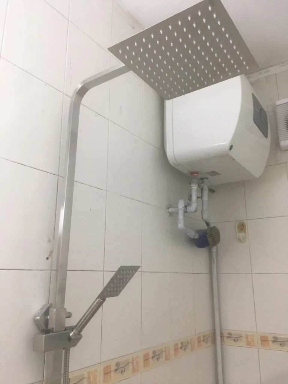 Shower in Hanowood Homestay