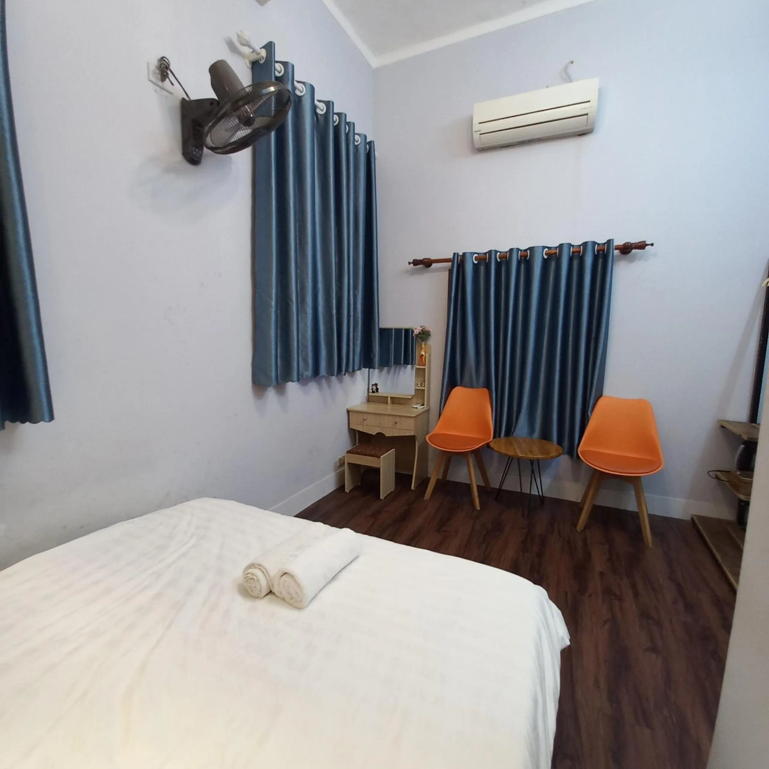 Photo of the whole room, Bed in Hanowood Homestay