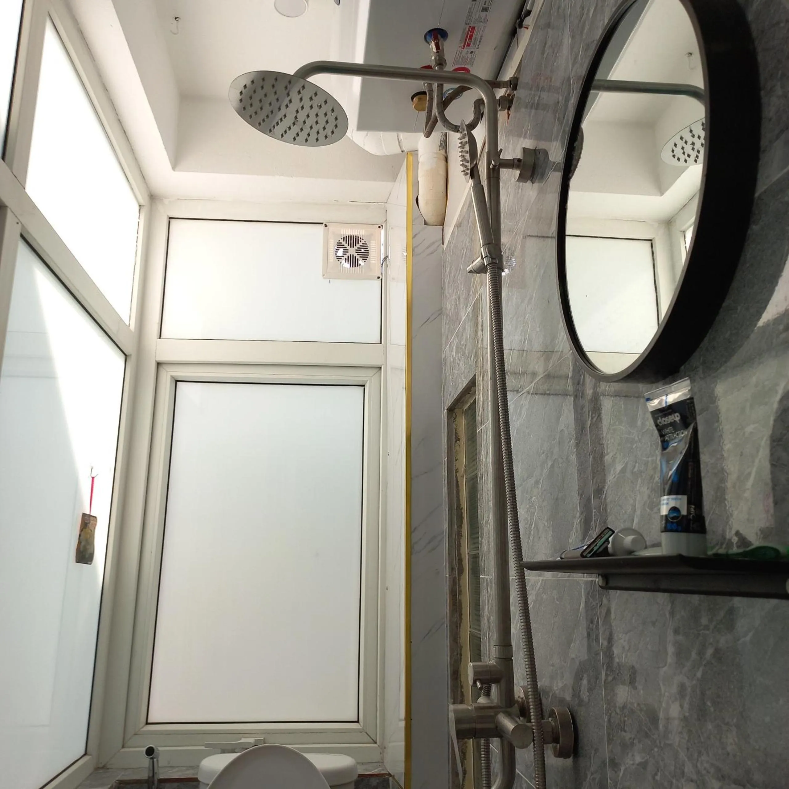 Shower in Hanowood Homestay
