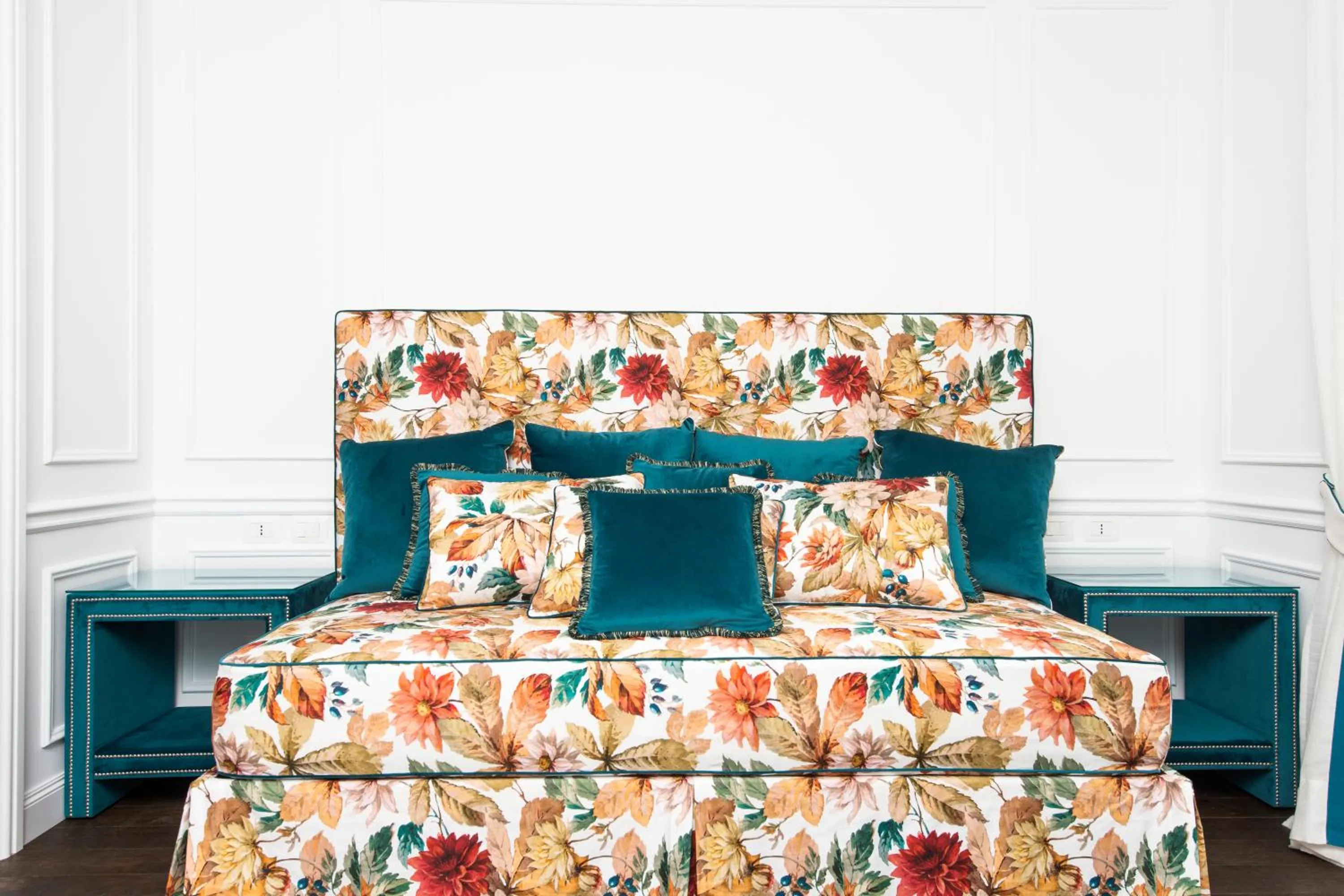 Living room, Bed in Casa tua Spa Resort