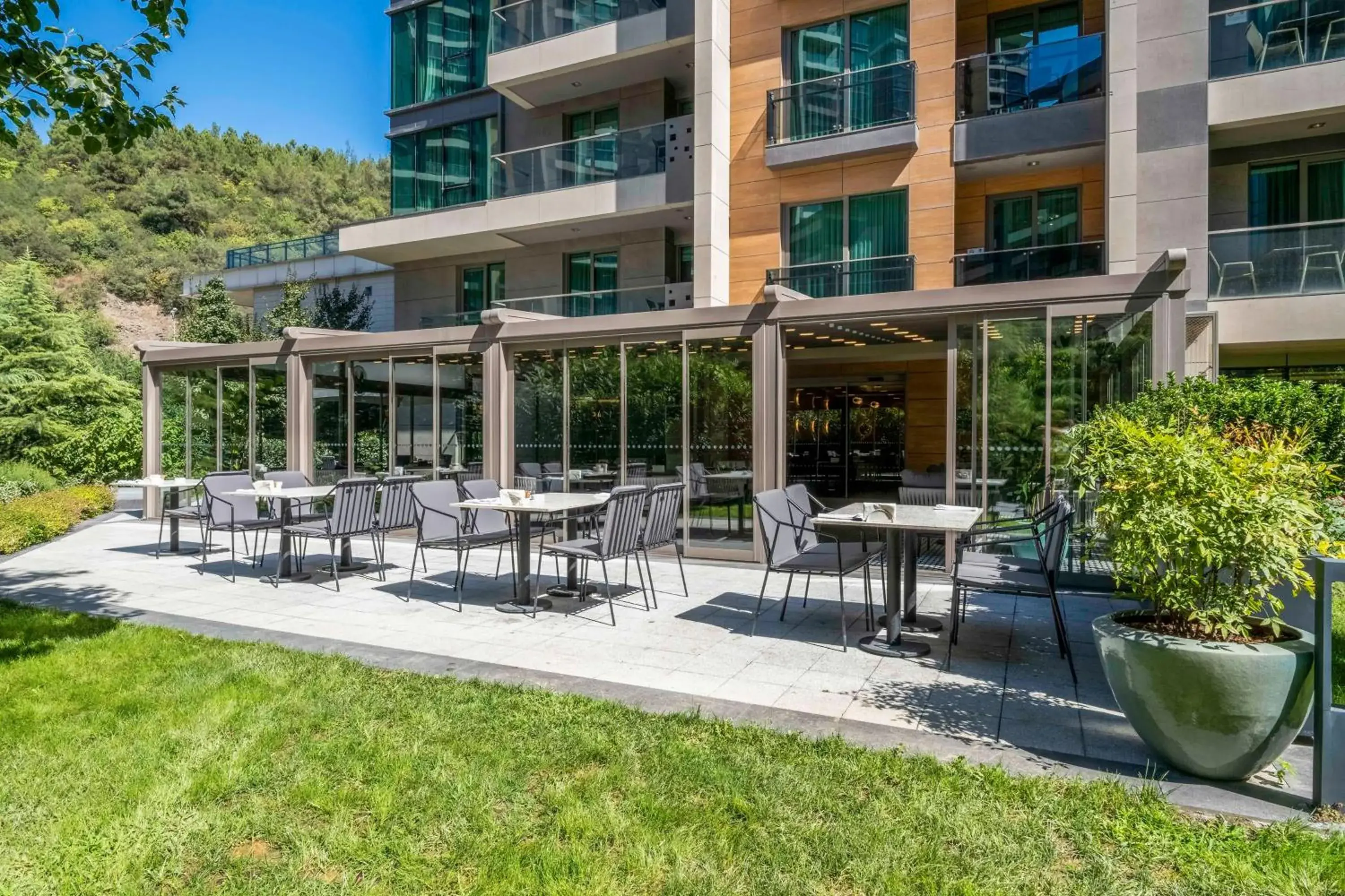 Restaurant/places to eat in Radisson Residences Vadistanbul Restaurant/places to eat in Radisson Residences Vadistanbul