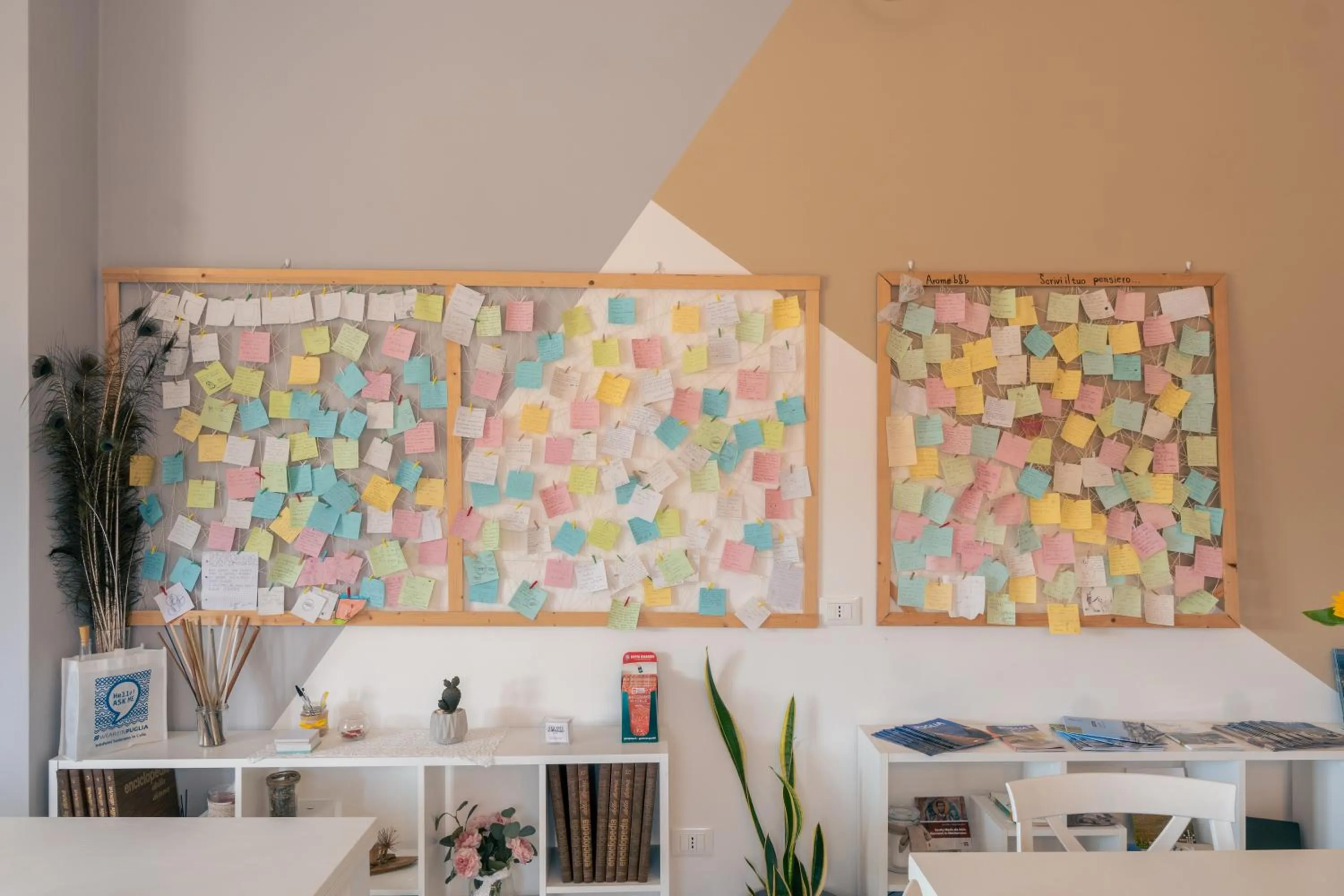 Decorative detail in Arome B&B