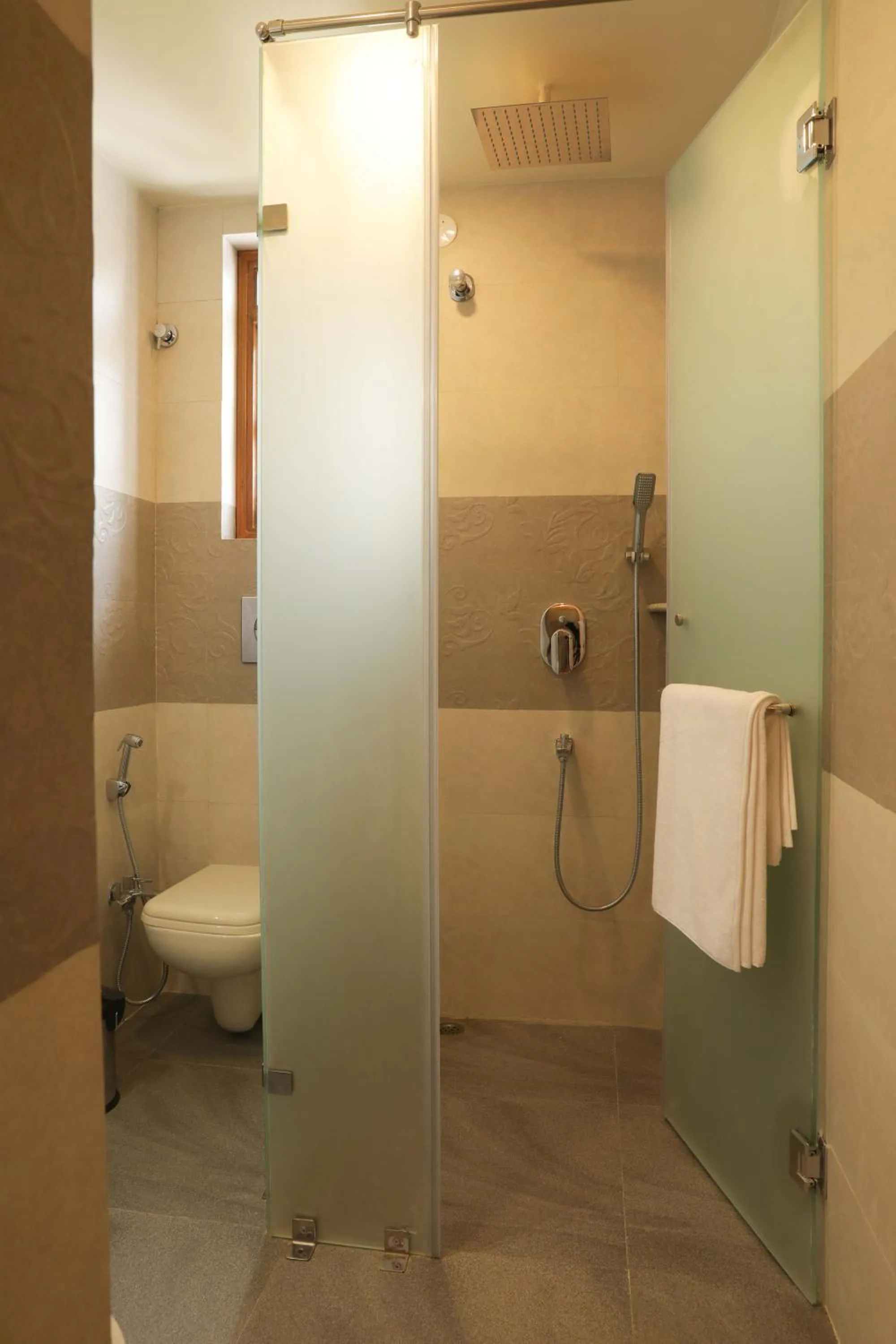 Bathroom in The Mandeville