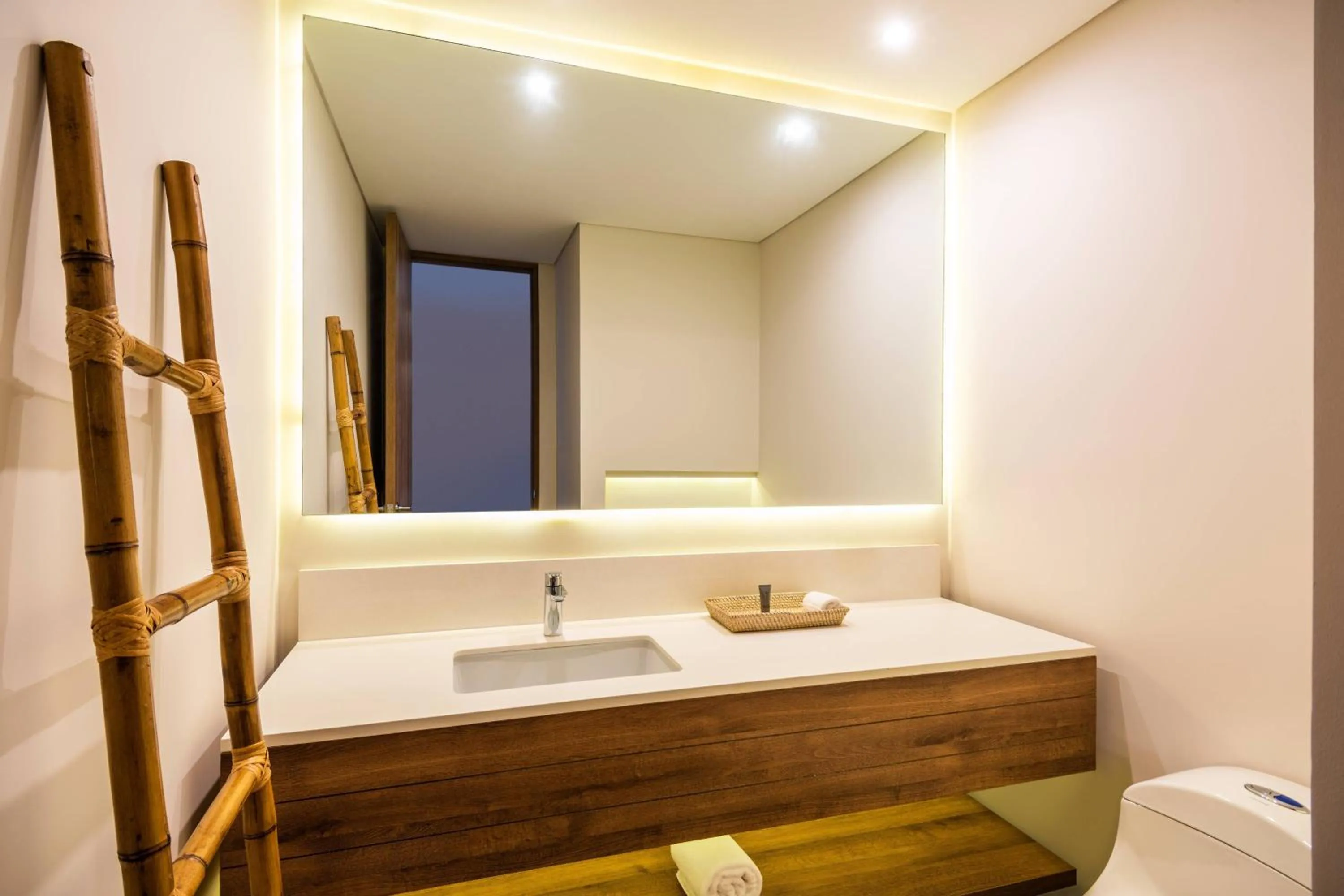 Bathroom in Santa Marta Marriott Resort Playa Dormida