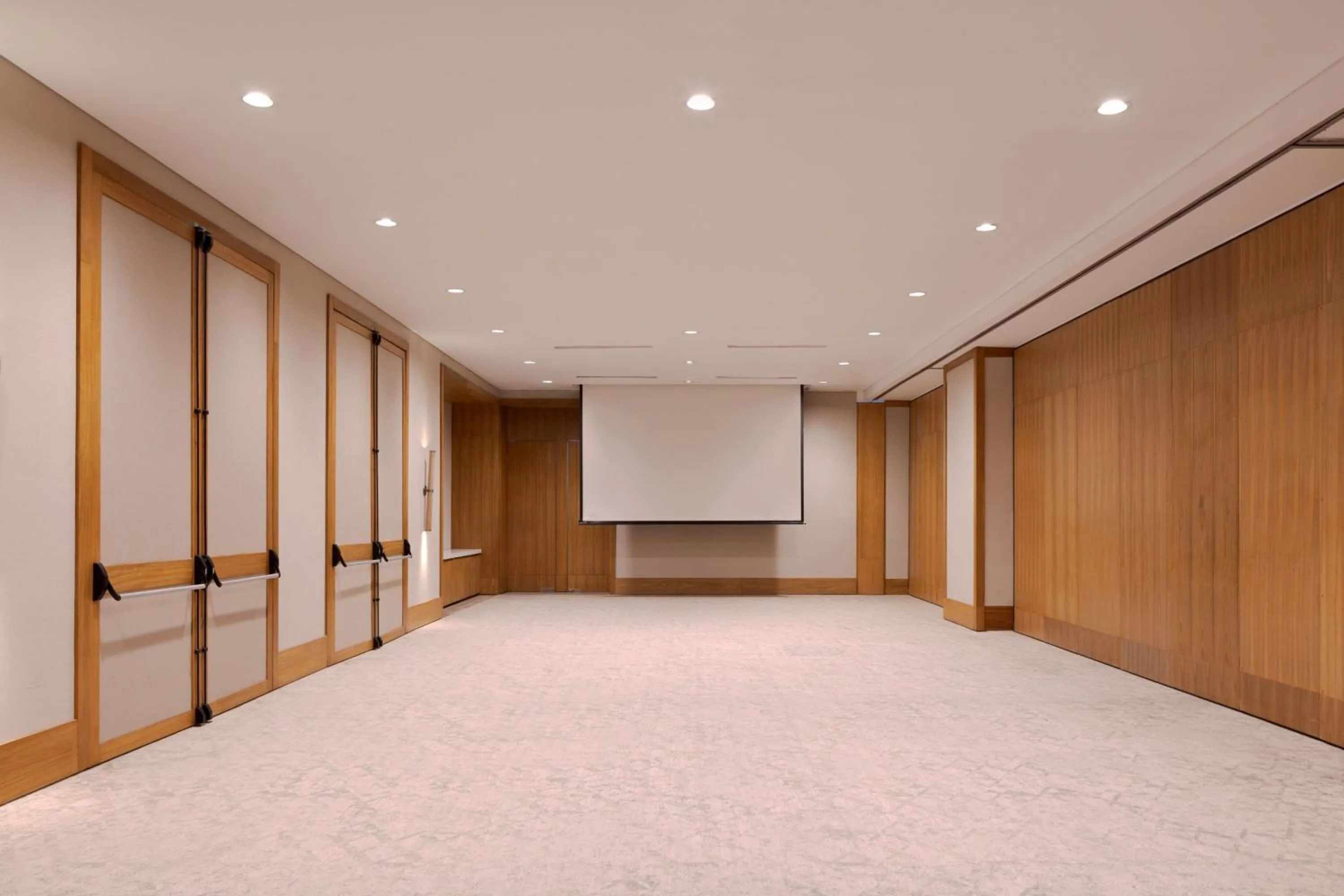 Meeting/conference room in Santa Marta Marriott Resort Playa Dormida