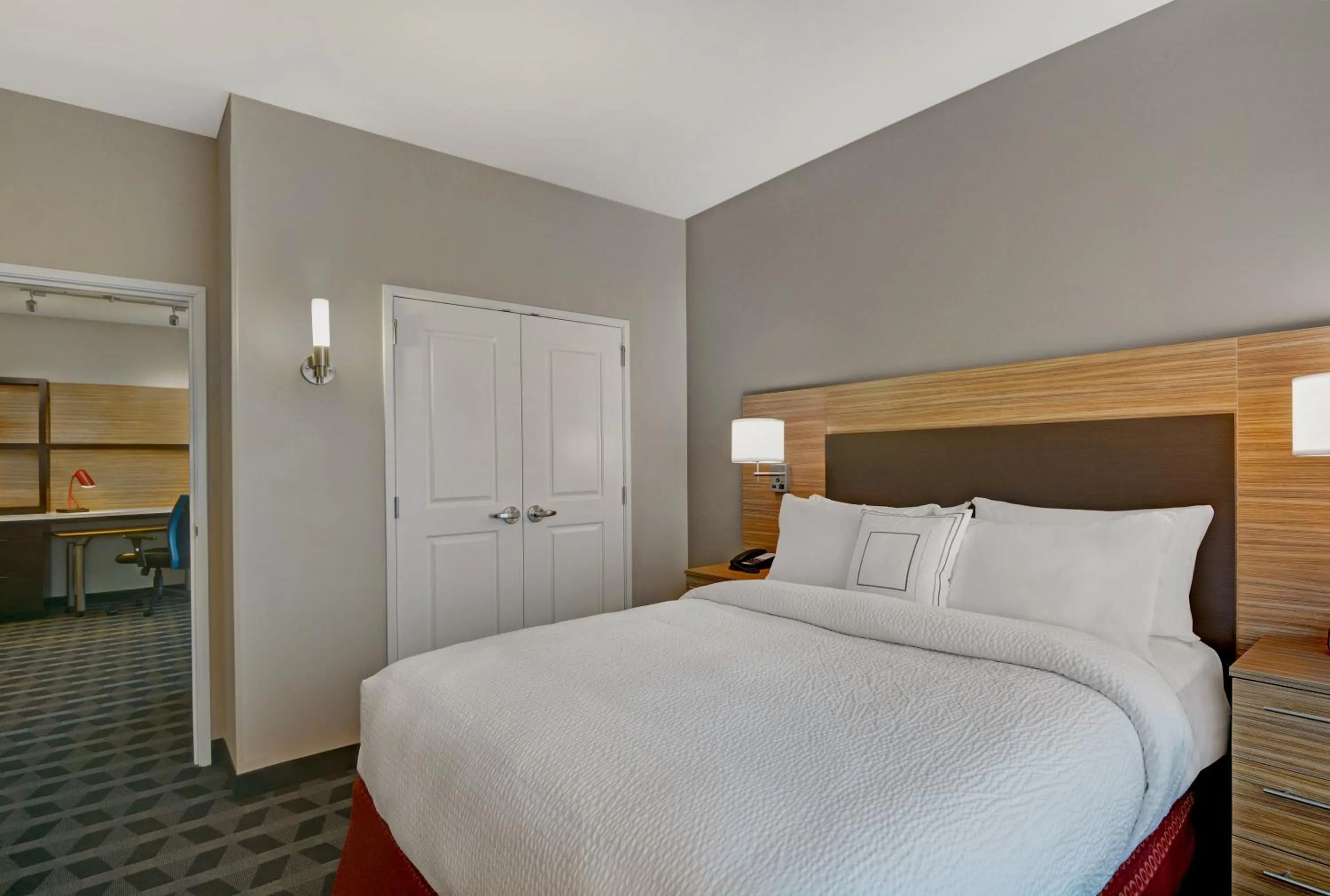Bedroom, Bed in TownePlace Suites by Marriott Sarasota/Bradenton West