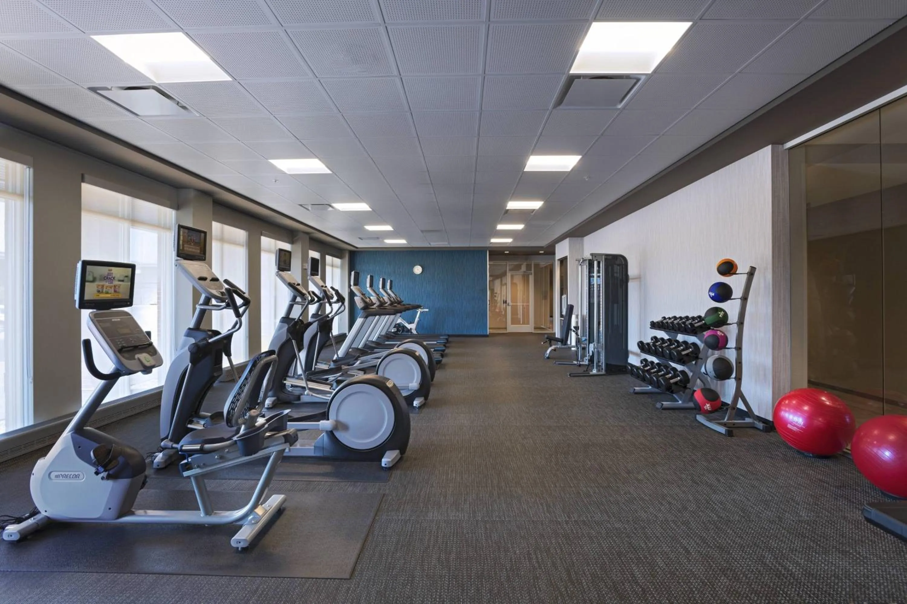 Fitness centre/facilities in Courtyard St. Louis Brentwood