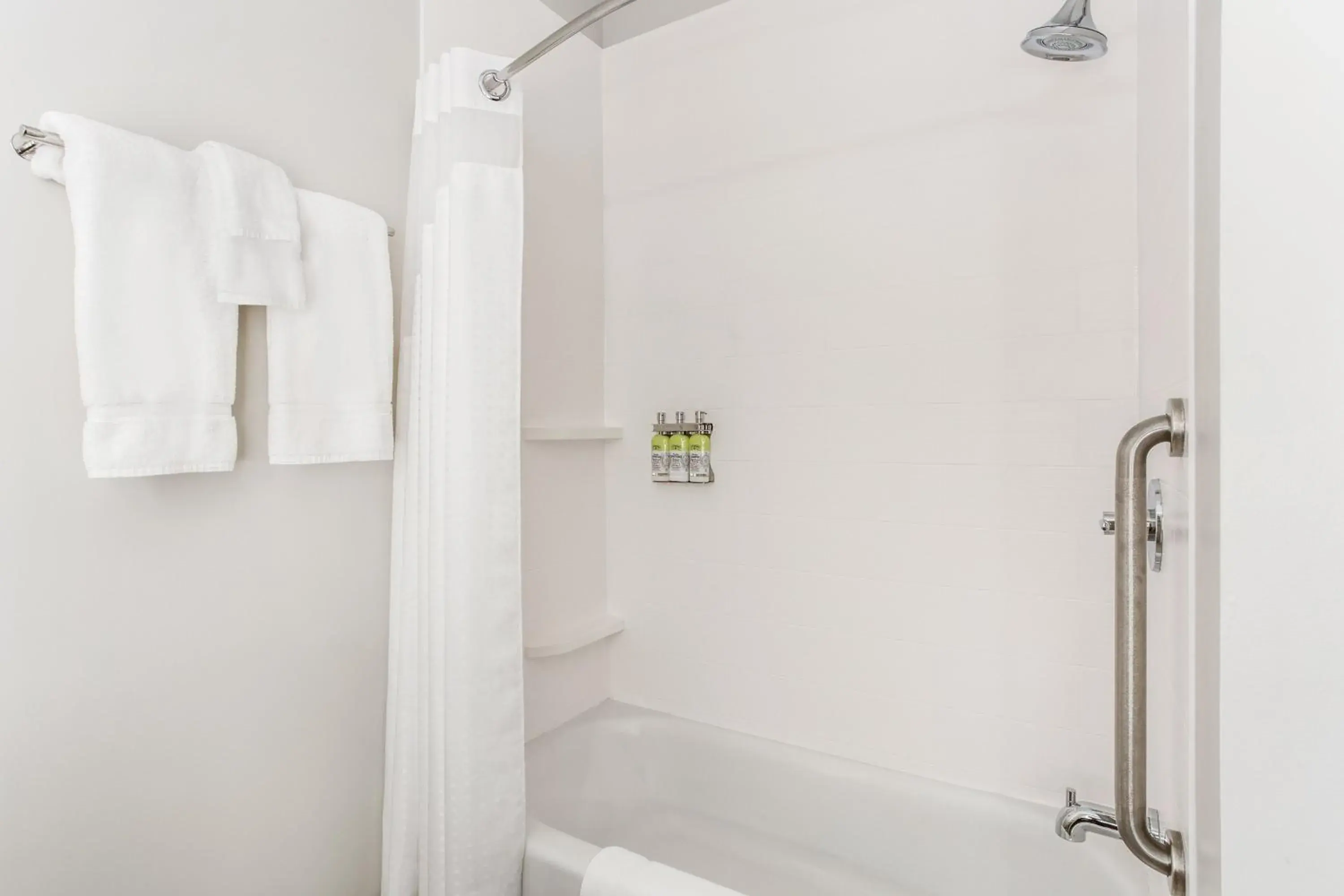 Standard King Room in Holiday Inn Express & Suites - Ottawa, an IHG Hotel Standard King Room in Holiday Inn Express & Suites - Ottawa, an IHG Hotel