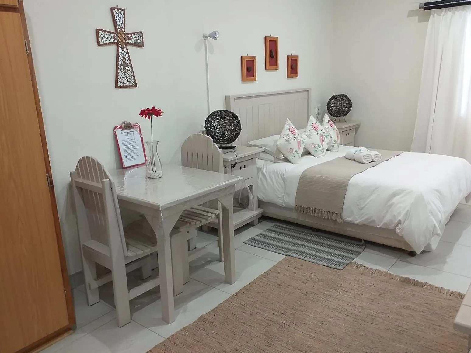 Bed in Hopetown Guesthouse