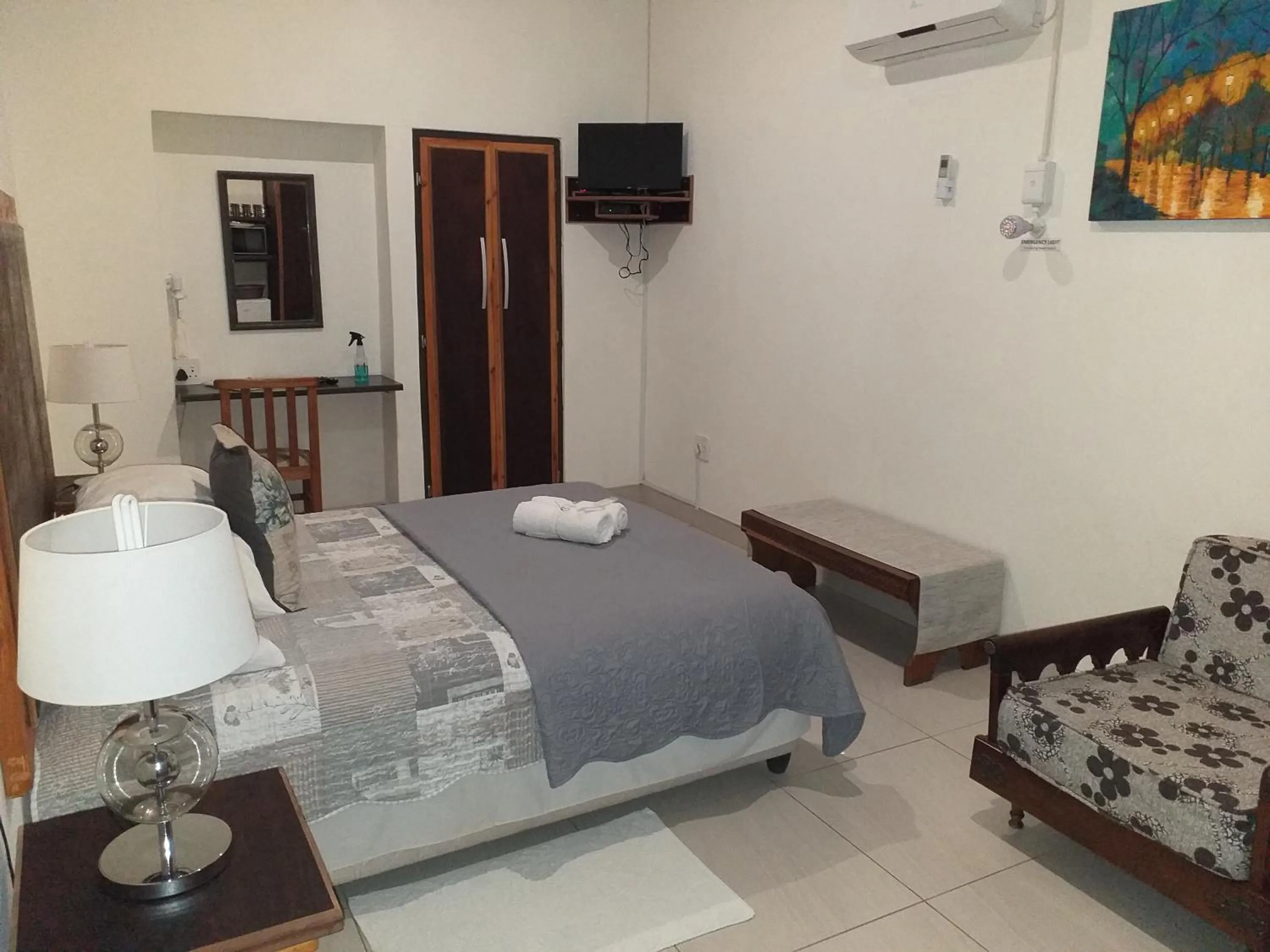 Bed in Hopetown Guesthouse