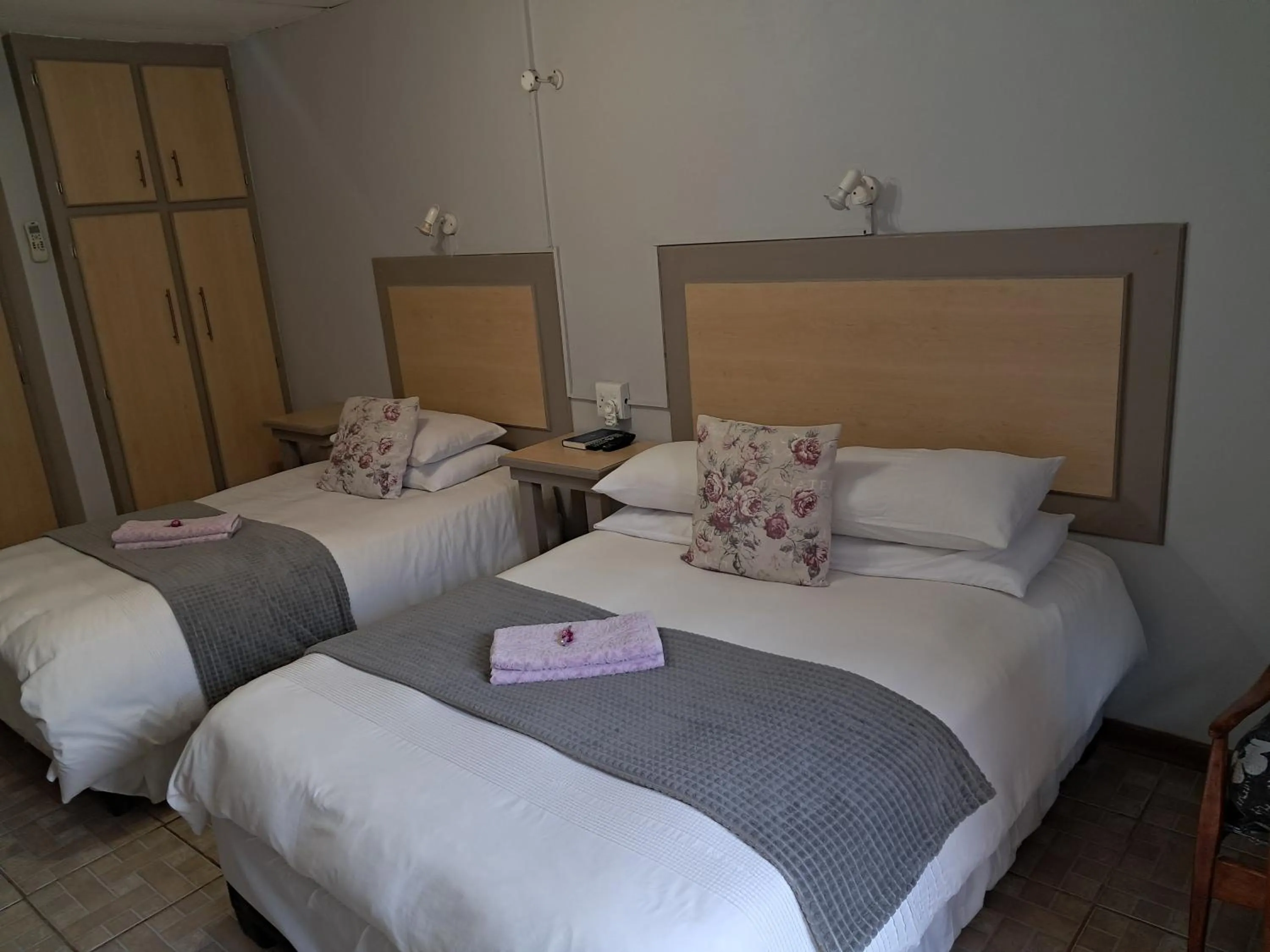 Bed in Hopetown Guesthouse