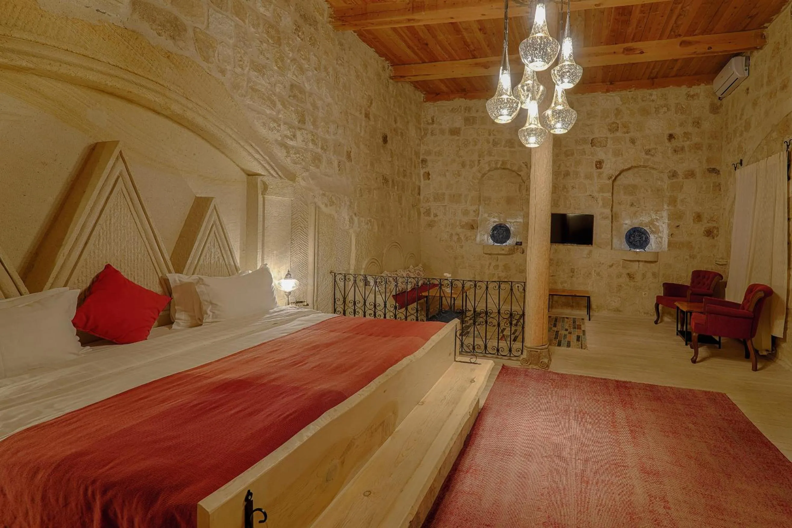 Bed in Taru Cave Suites