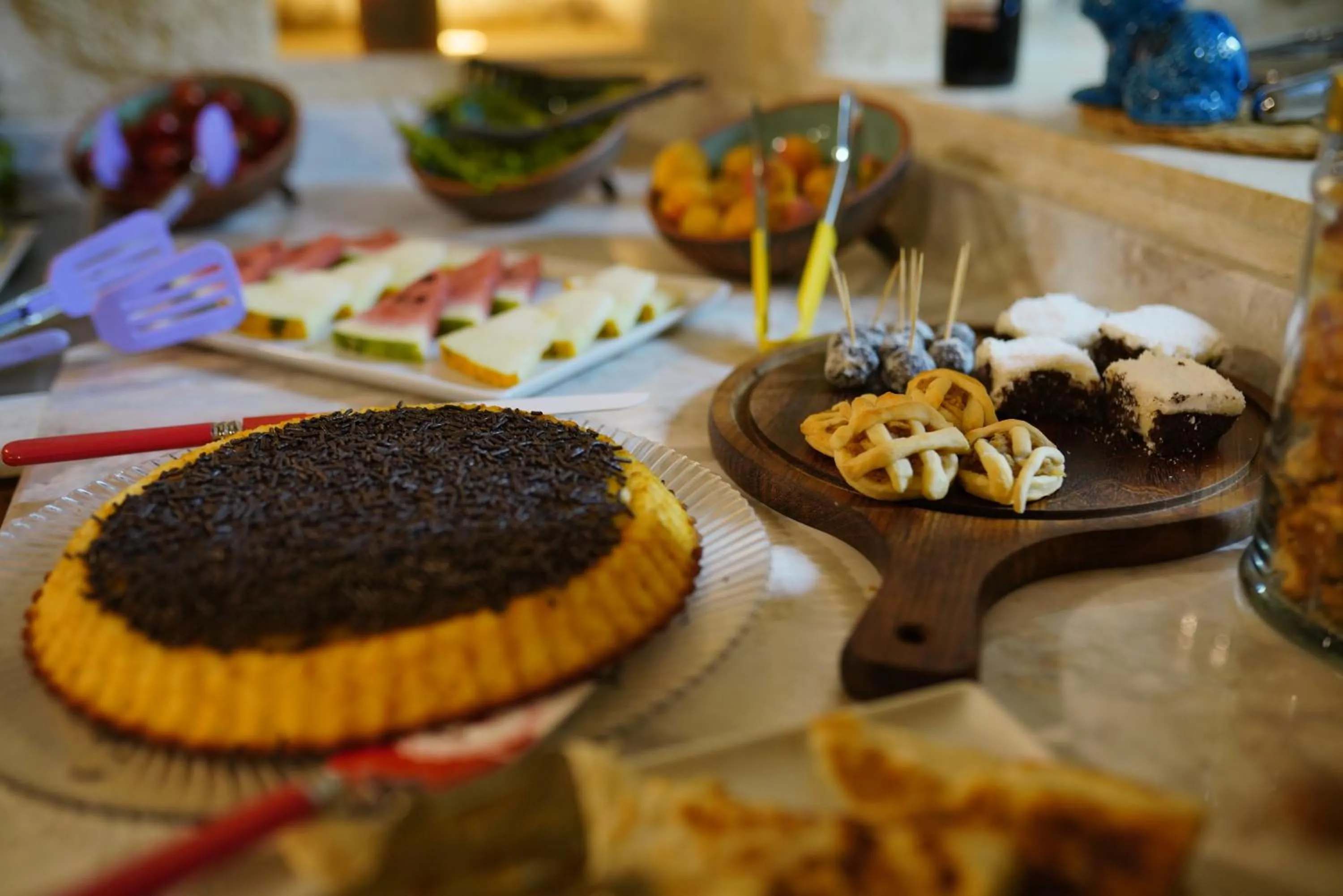 Breakfast in Taru Cave Suites