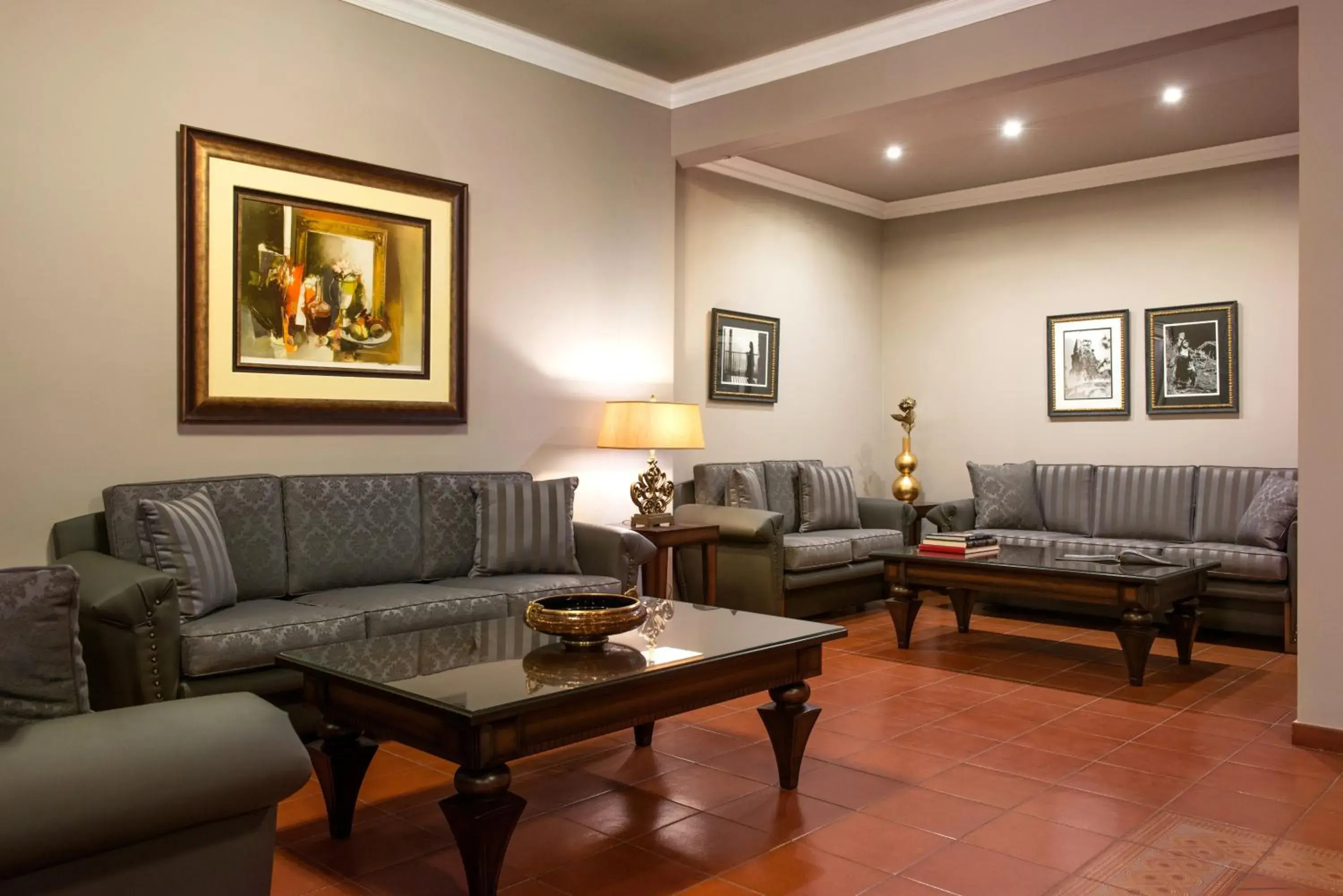 Lobby or reception in Hotel Kastraki Lobby or reception in Hotel Kastraki