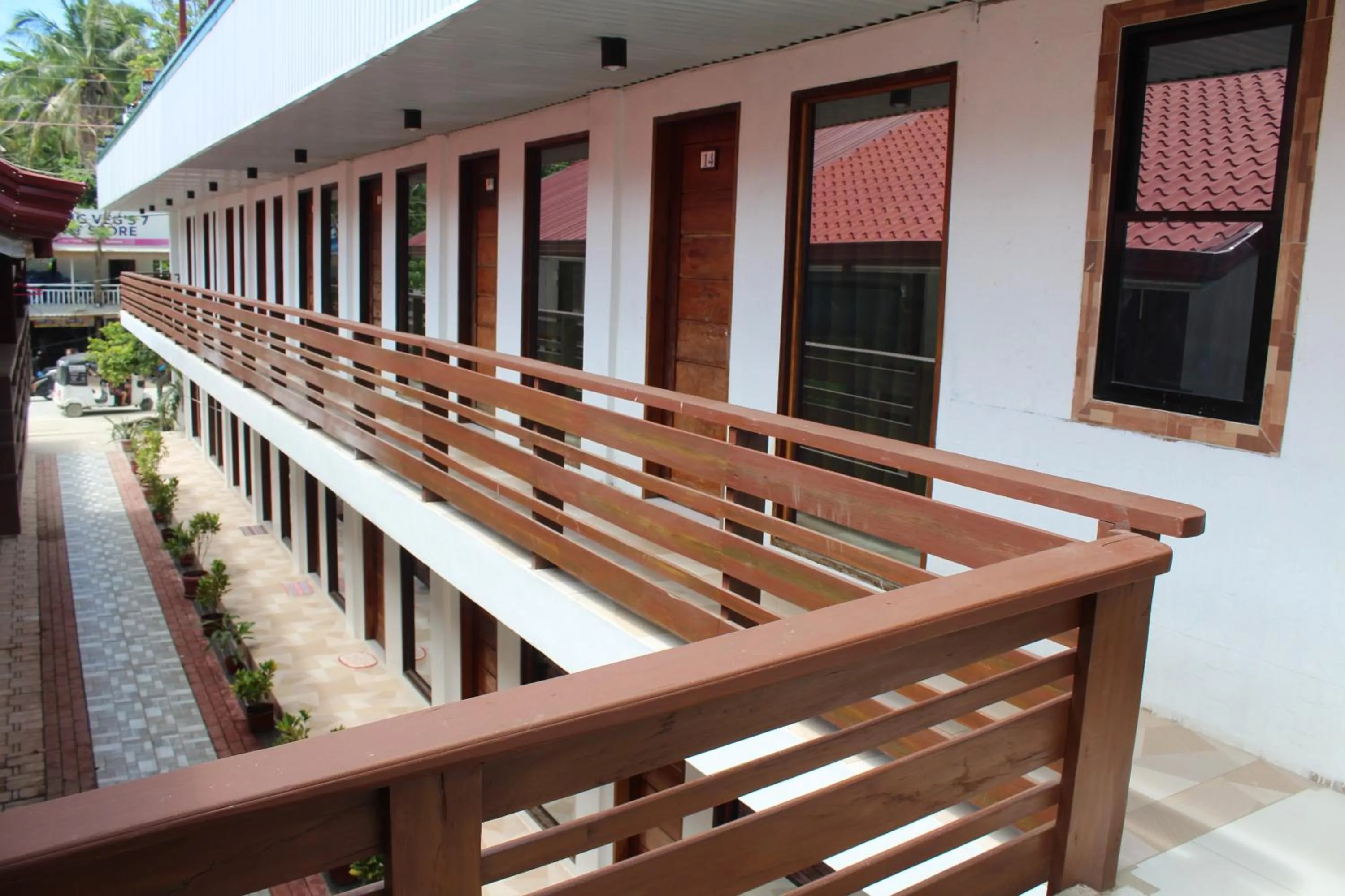 Balcony/Terrace in Ronaldo's Inn Siargao by Cocotel