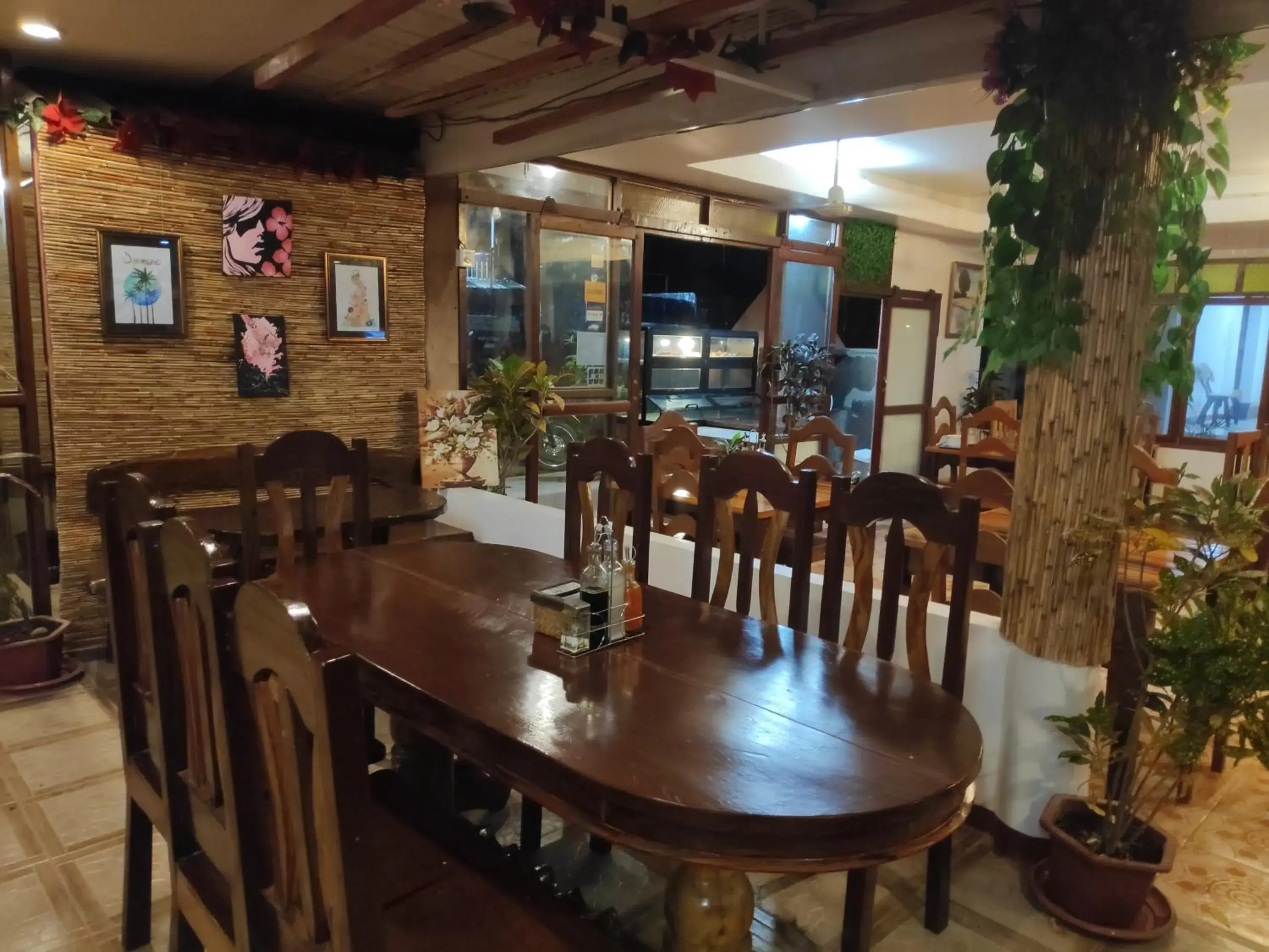 Restaurant/places to eat in Ronaldo's Inn Siargao by Cocotel Restaurant/places to eat in Ronaldo's Inn Siargao by Cocotel