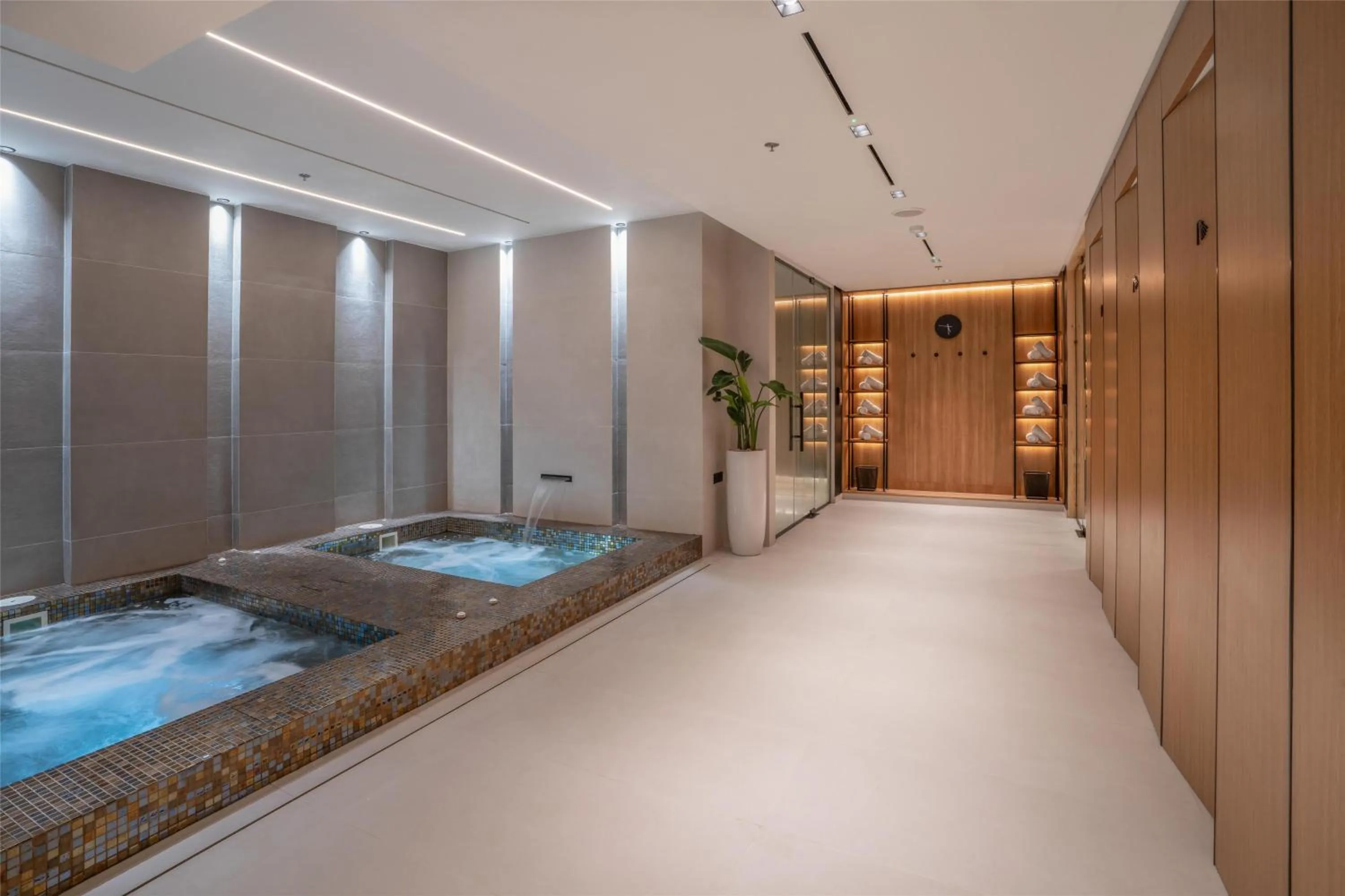 Fitness centre/facilities in The Diplomat Radisson Blu Hotel Residence & Spa