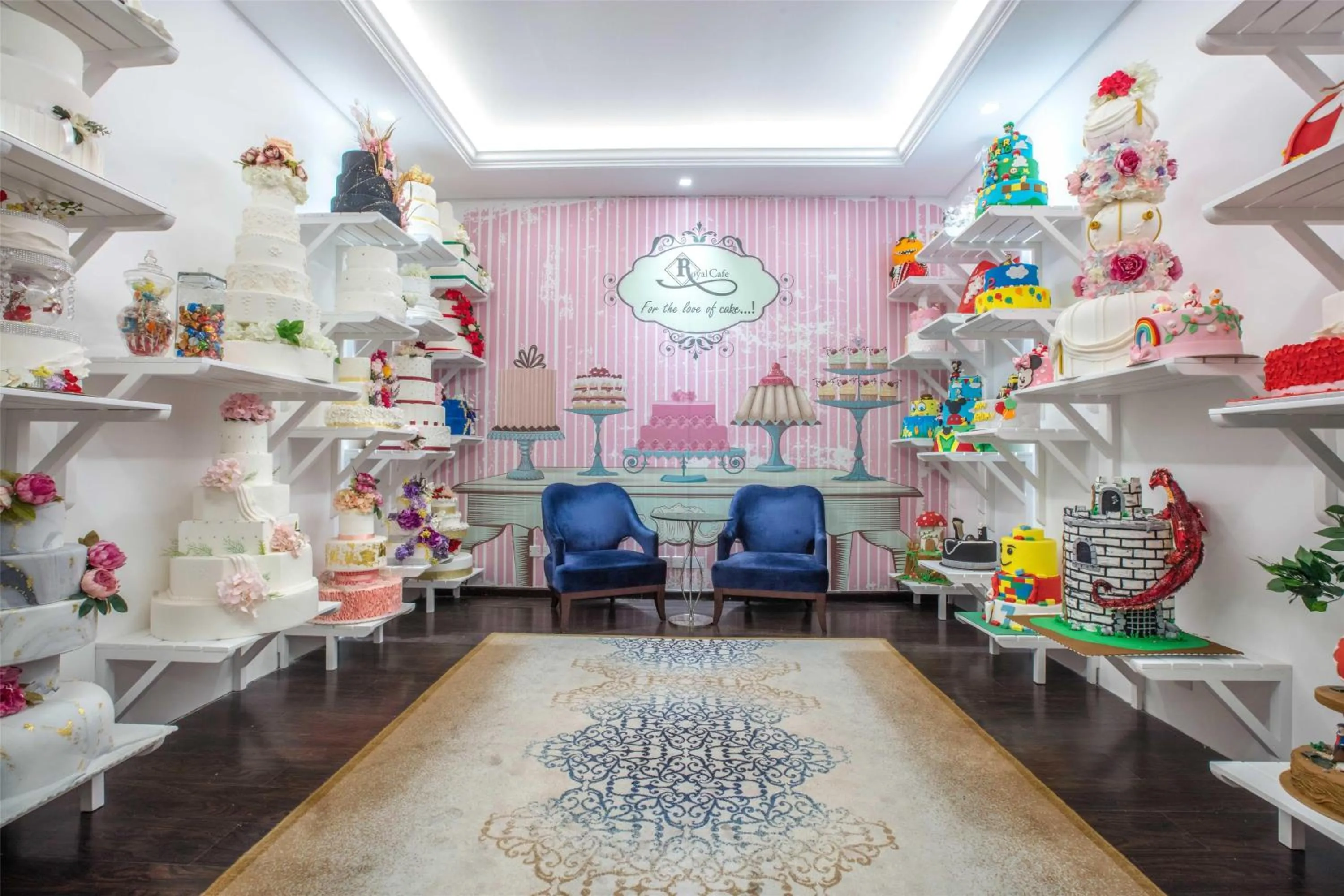 On-site shops in The Diplomat Radisson Blu Hotel Residence & Spa