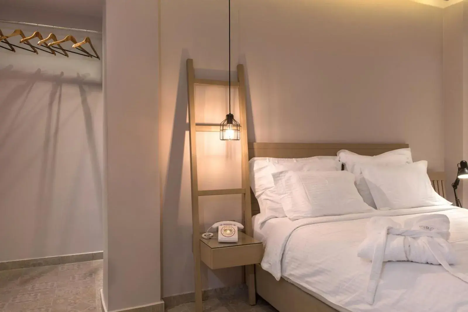 Deluxe Double Room with Sea View in Pyrgos Hotel Deluxe Double Room with Sea View in Pyrgos Hotel