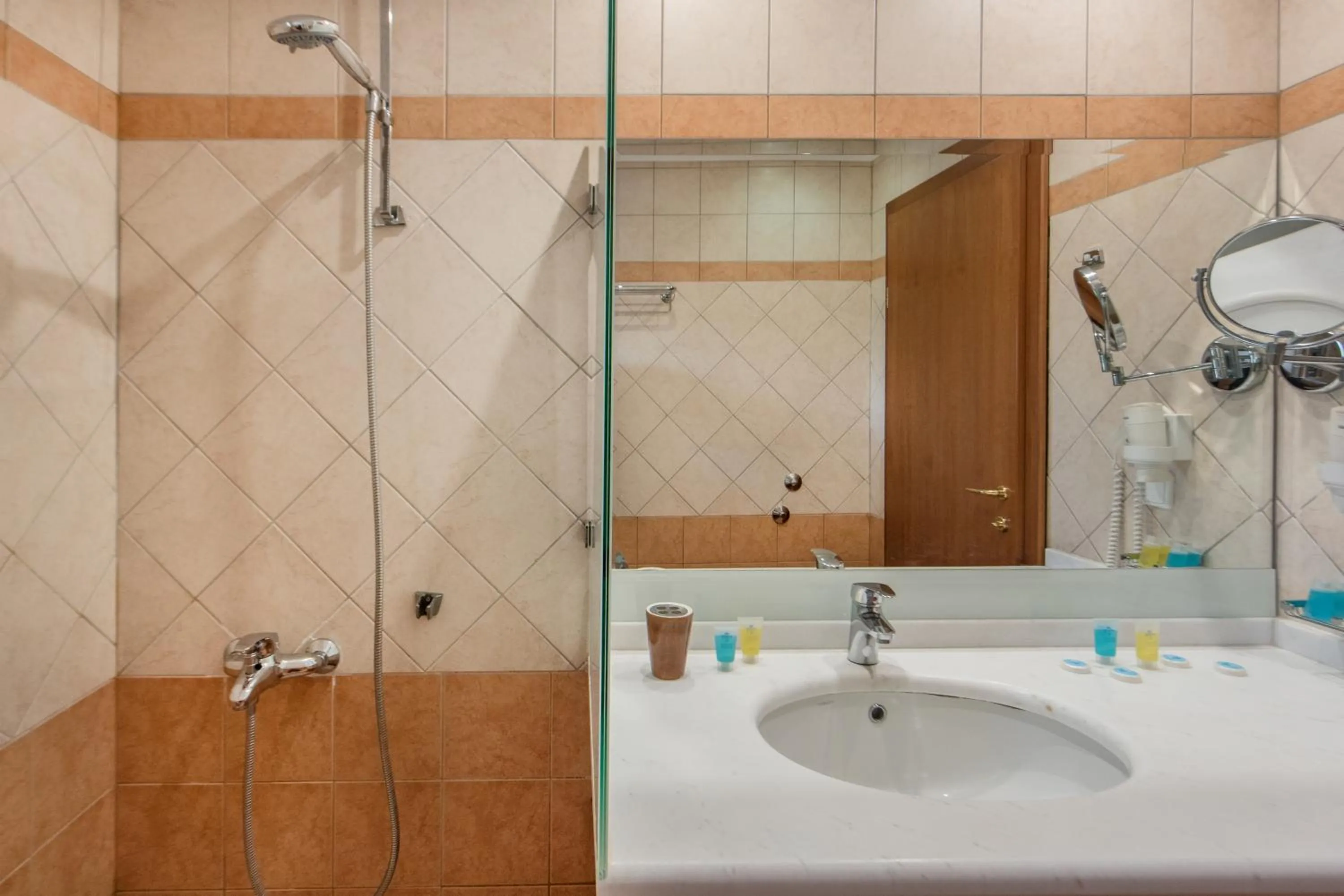 Shower in Pyrgos Hotel