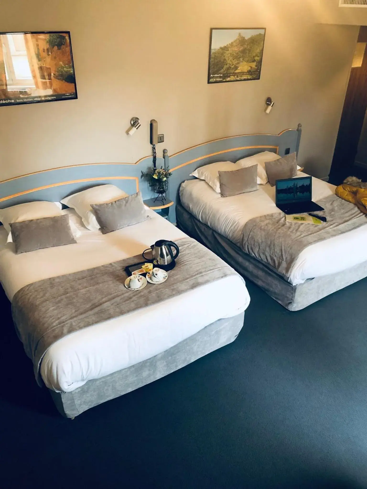 Photo of the whole room, Bed in Logis Hôtel Restaurant Azalées Photo of the whole room, Bed in Logis Hôtel Restaurant Azalées