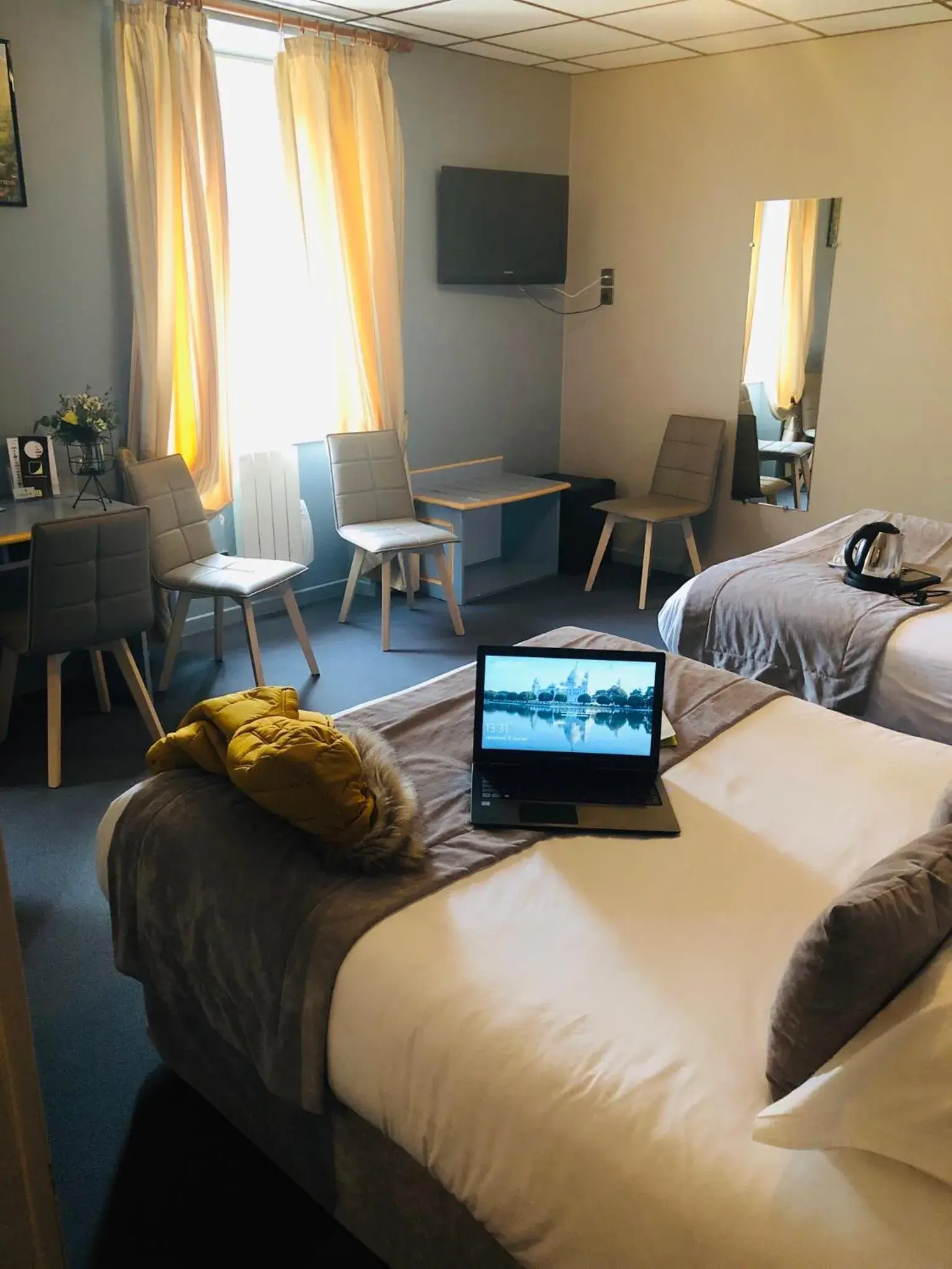 Photo of the whole room, Bed in Logis Hôtel Restaurant Azalées Photo of the whole room, Bed in Logis Hôtel Restaurant Azalées