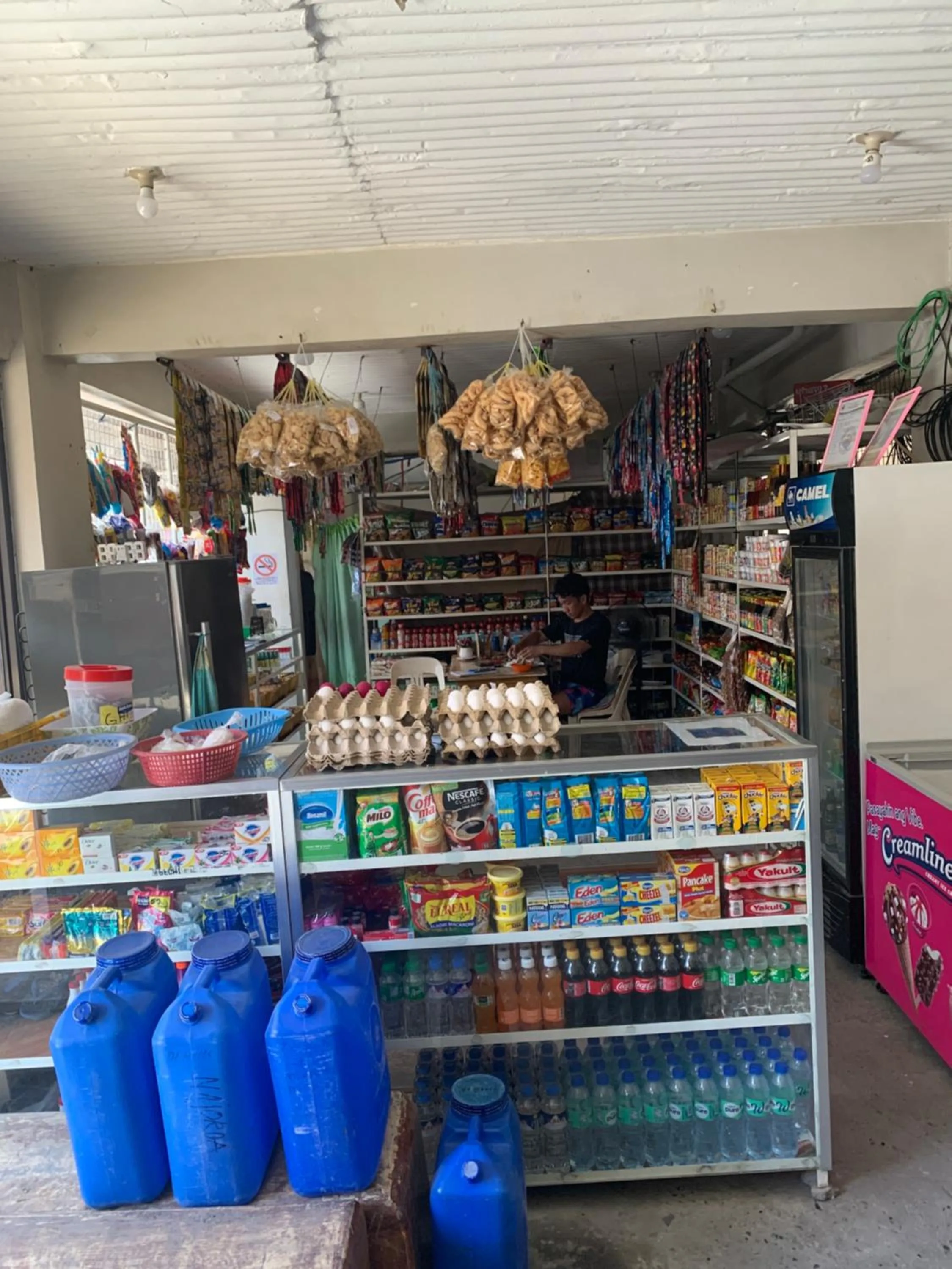 On-site shops in RGC Residences