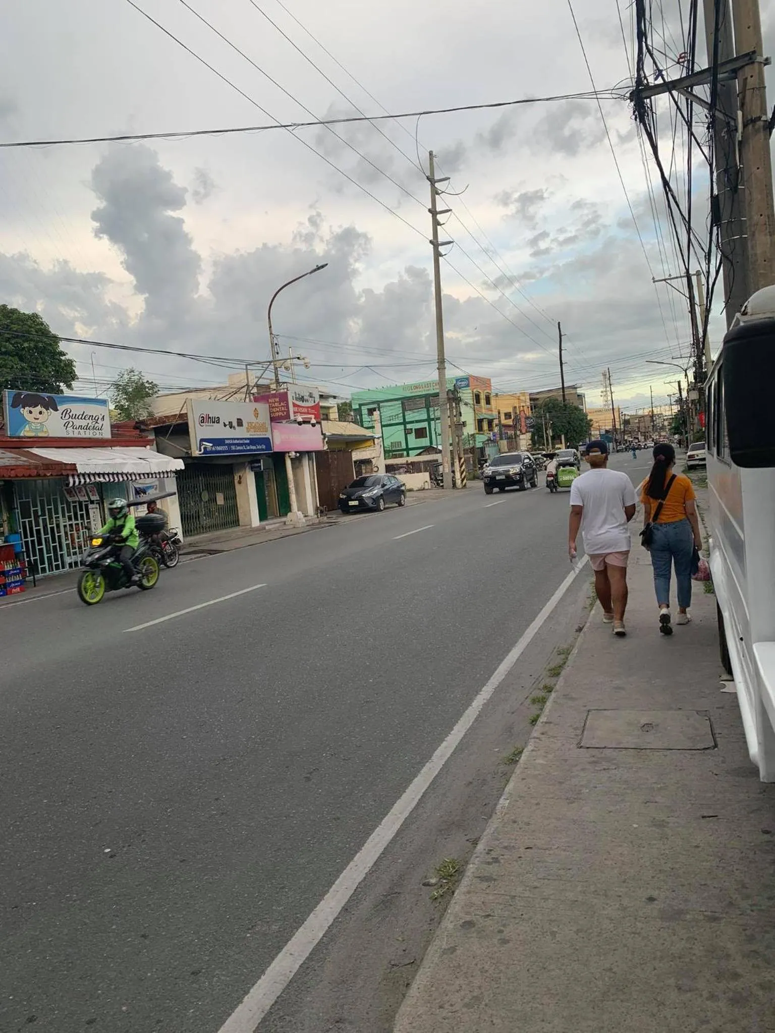 Neighbourhood in RGC Residences