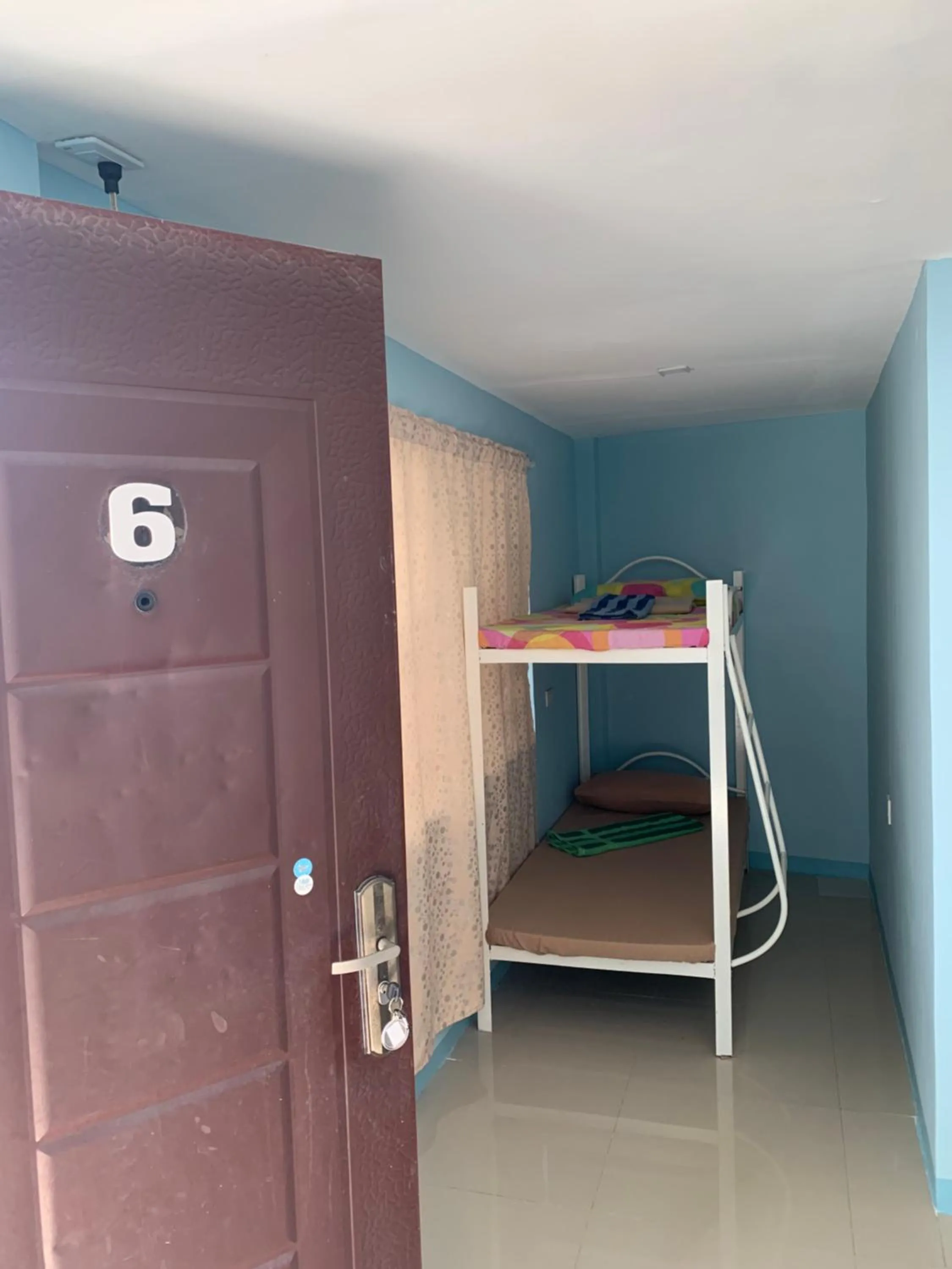 bunk bed, Bed in RGC Residences