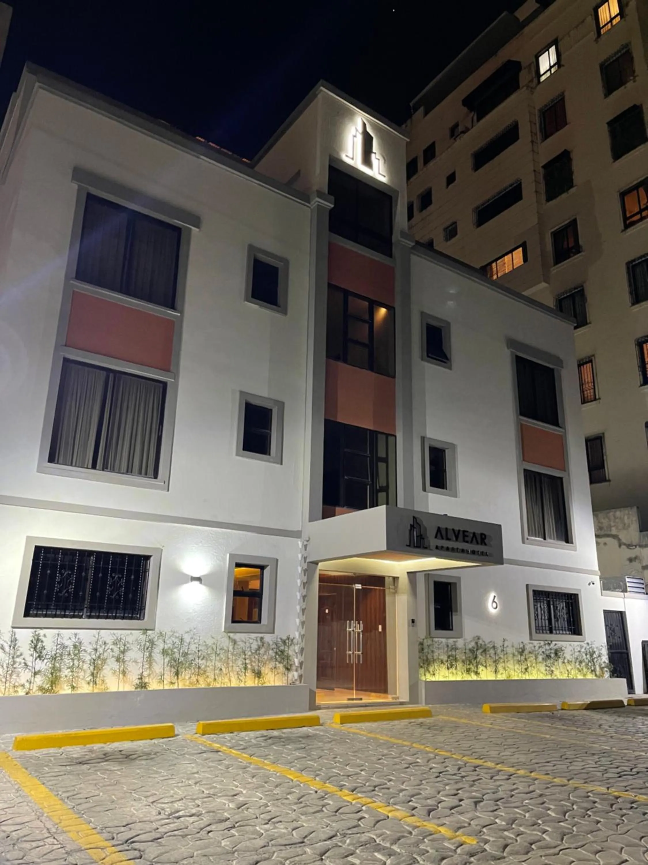 Property building in Apartahotel Alvear