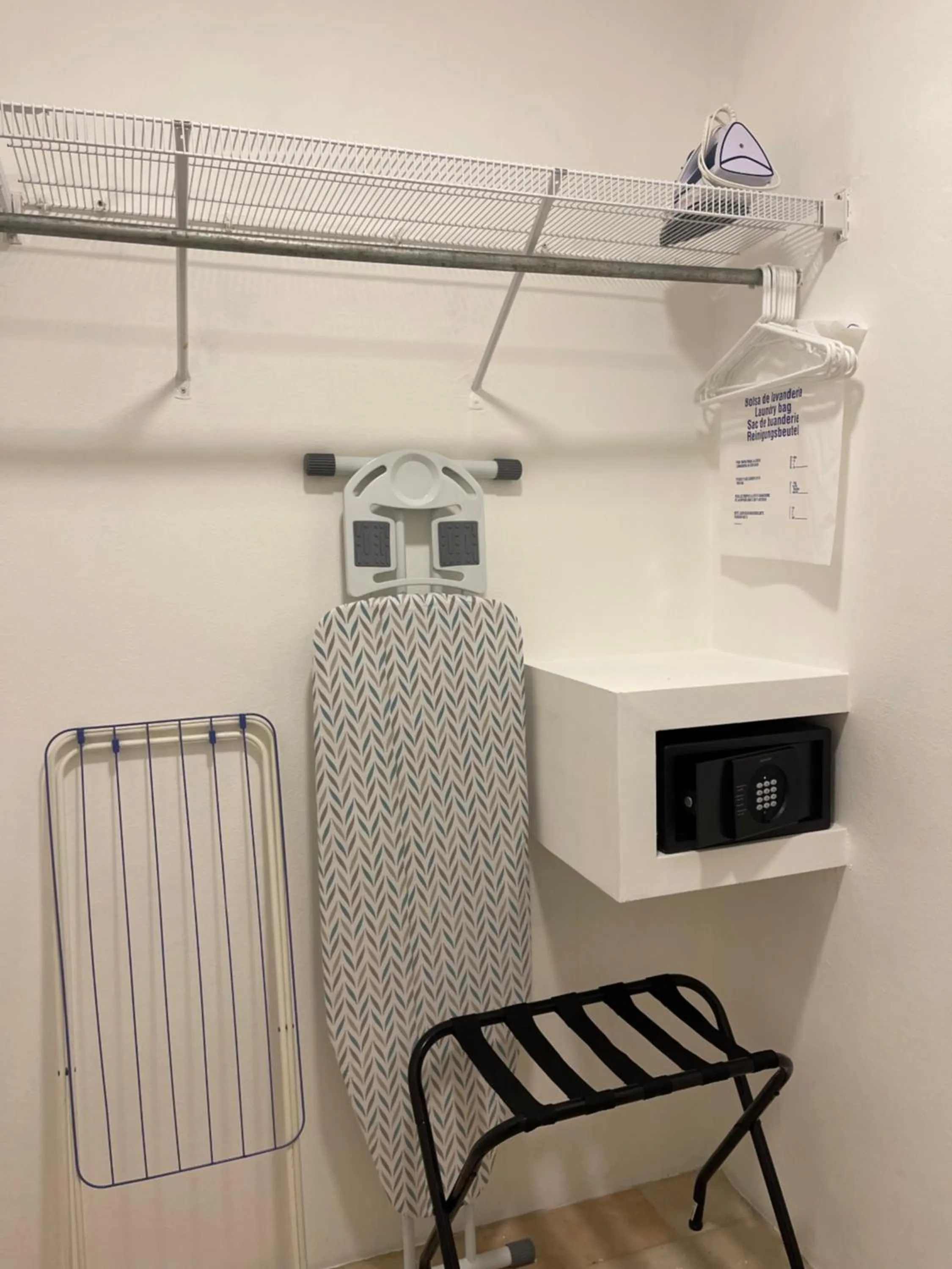 furniture in Apartahotel Alvear