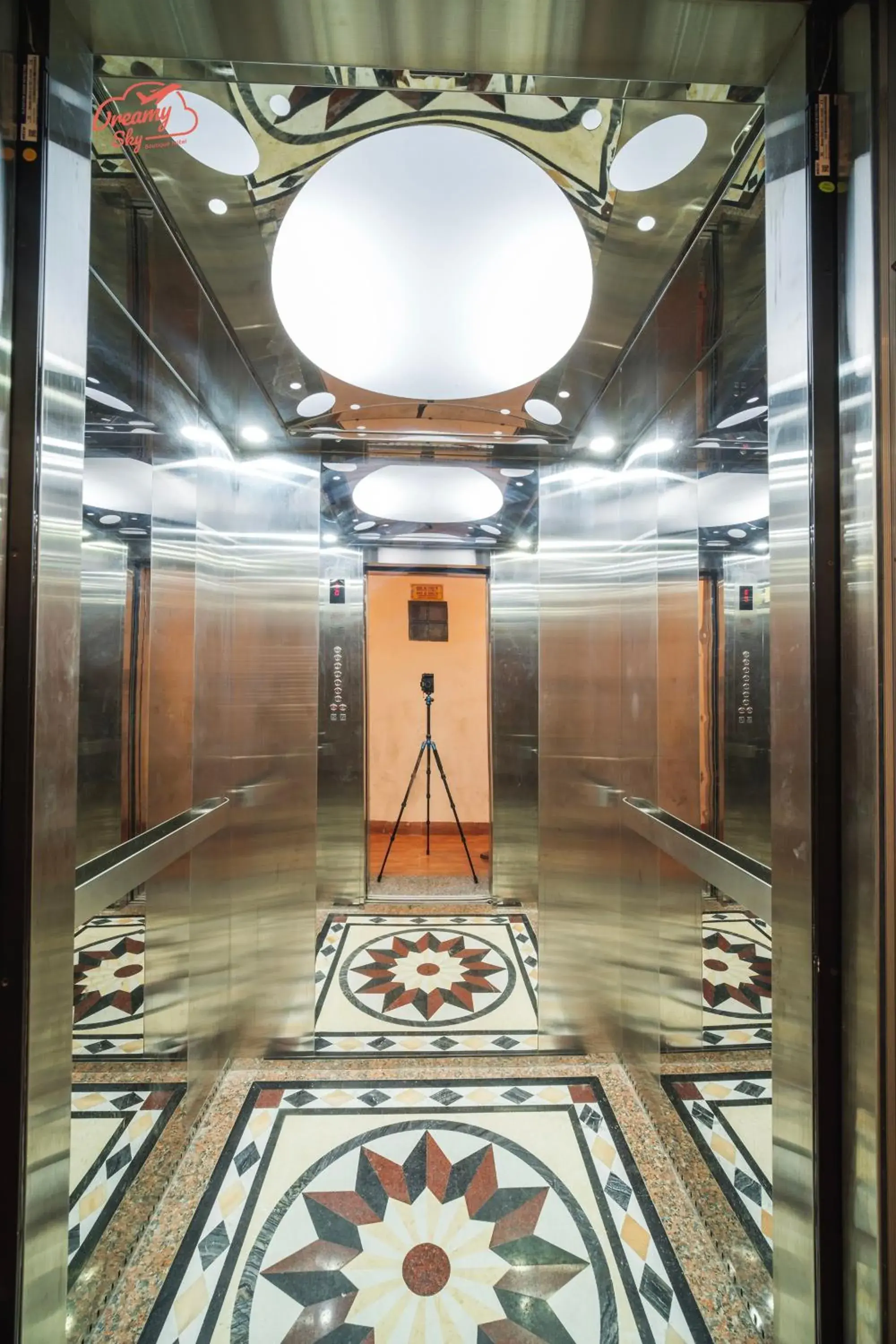 Property building in Dreamy Sky - Airport View Boutique Hotel Property building in Dreamy Sky - Airport View Boutique Hotel