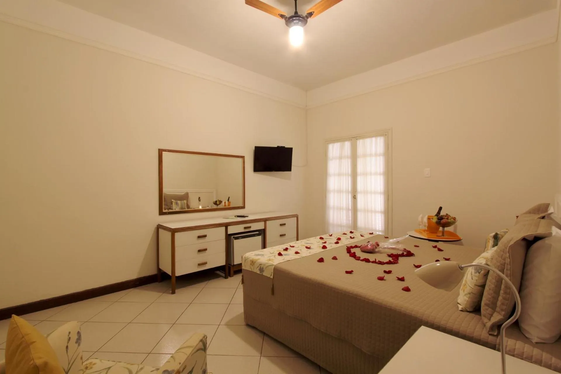 Bed in Hotel Mantovani