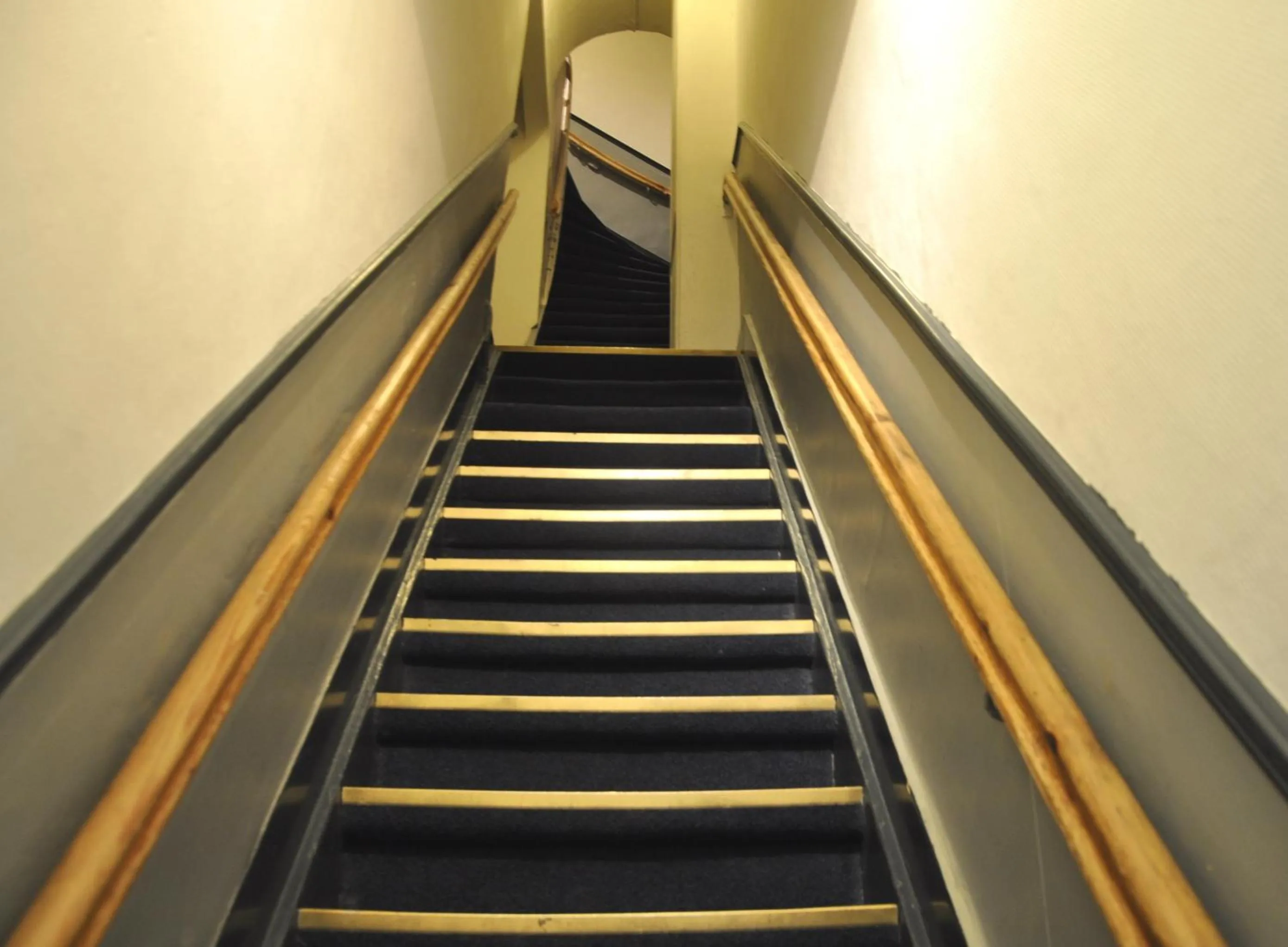 Decorative detail in Hotel Amsterdam Inn