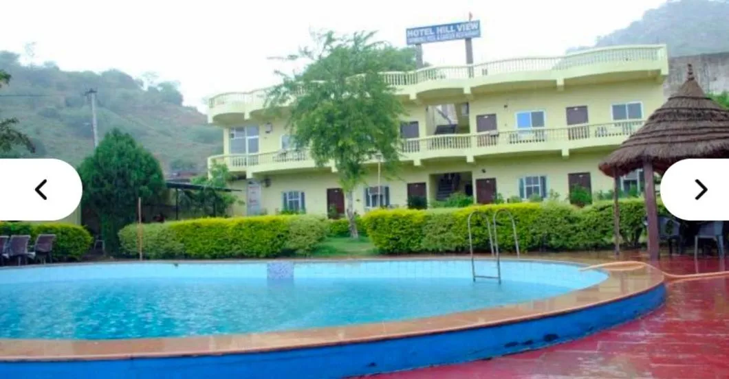 Swimming pool in Hill View