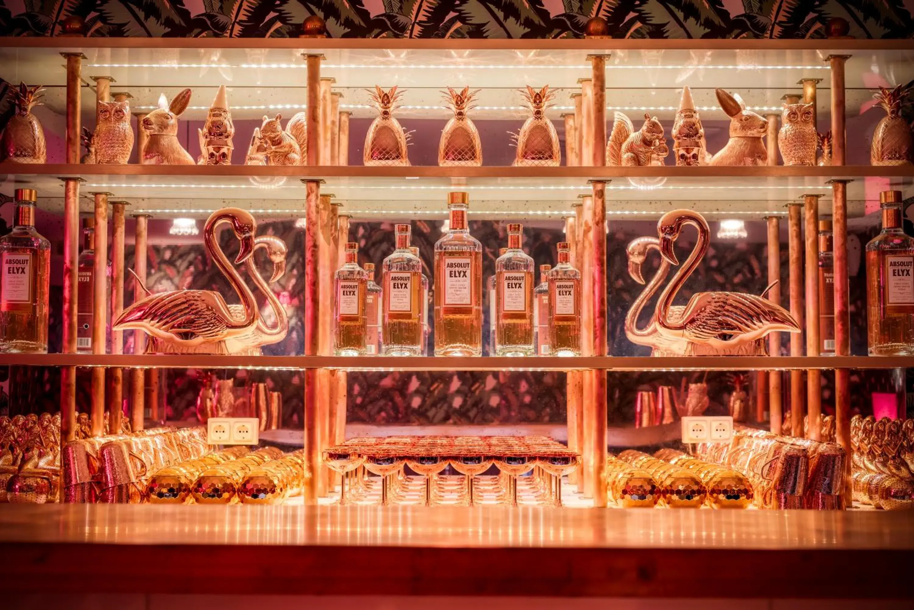 Lounge or bar in Wi-Ki-Woo Boutique Hotel Lounge or bar in Wi-Ki-Woo Boutique Hotel