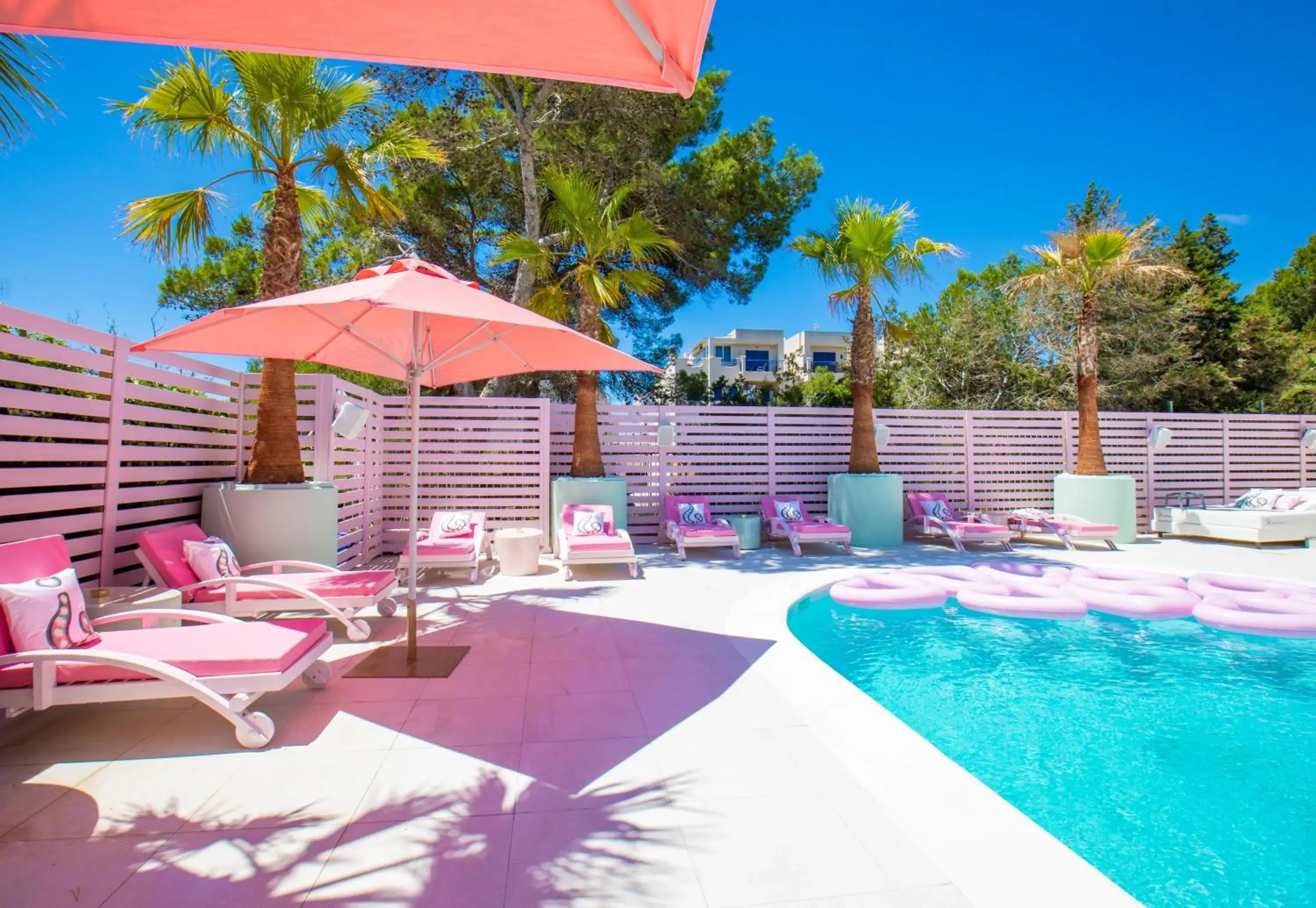 Swimming pool in Wi-Ki-Woo Boutique Hotel Swimming pool in Wi-Ki-Woo Boutique Hotel