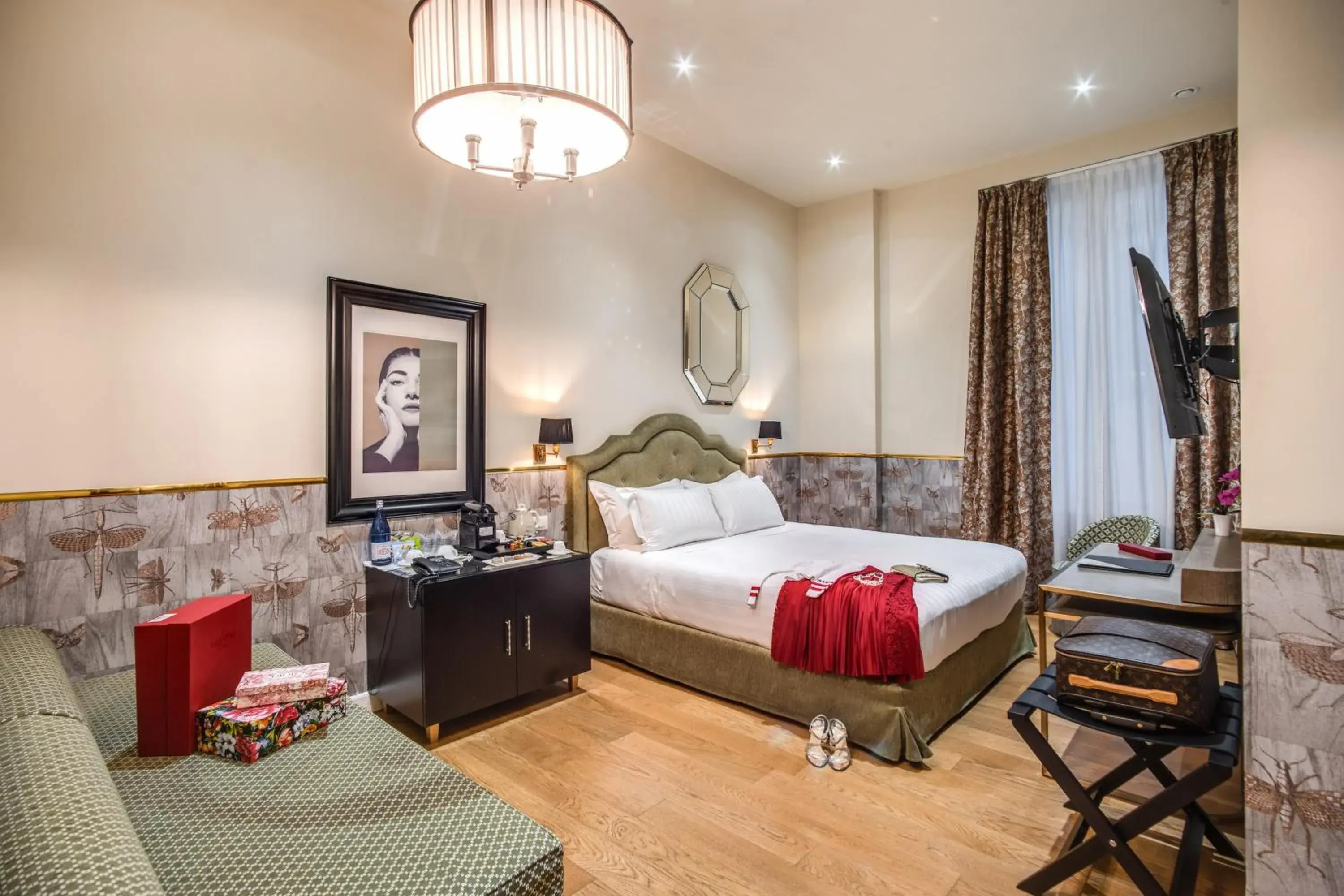 Photo of the whole room, Bed in The Talent Hotel Photo of the whole room, Bed in The Talent Hotel