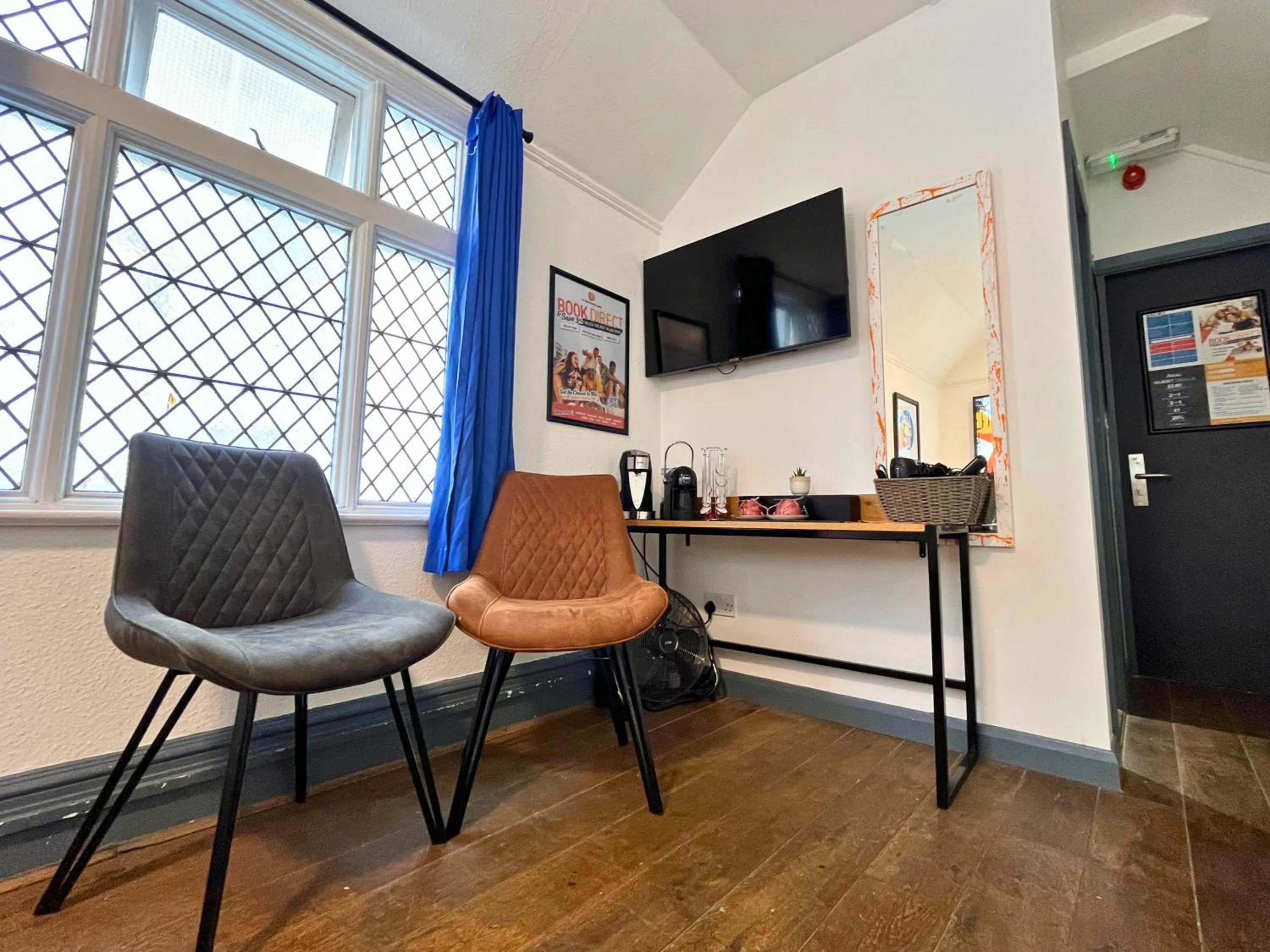 Coffee/tea facilities in St Christopher's Inn Bath