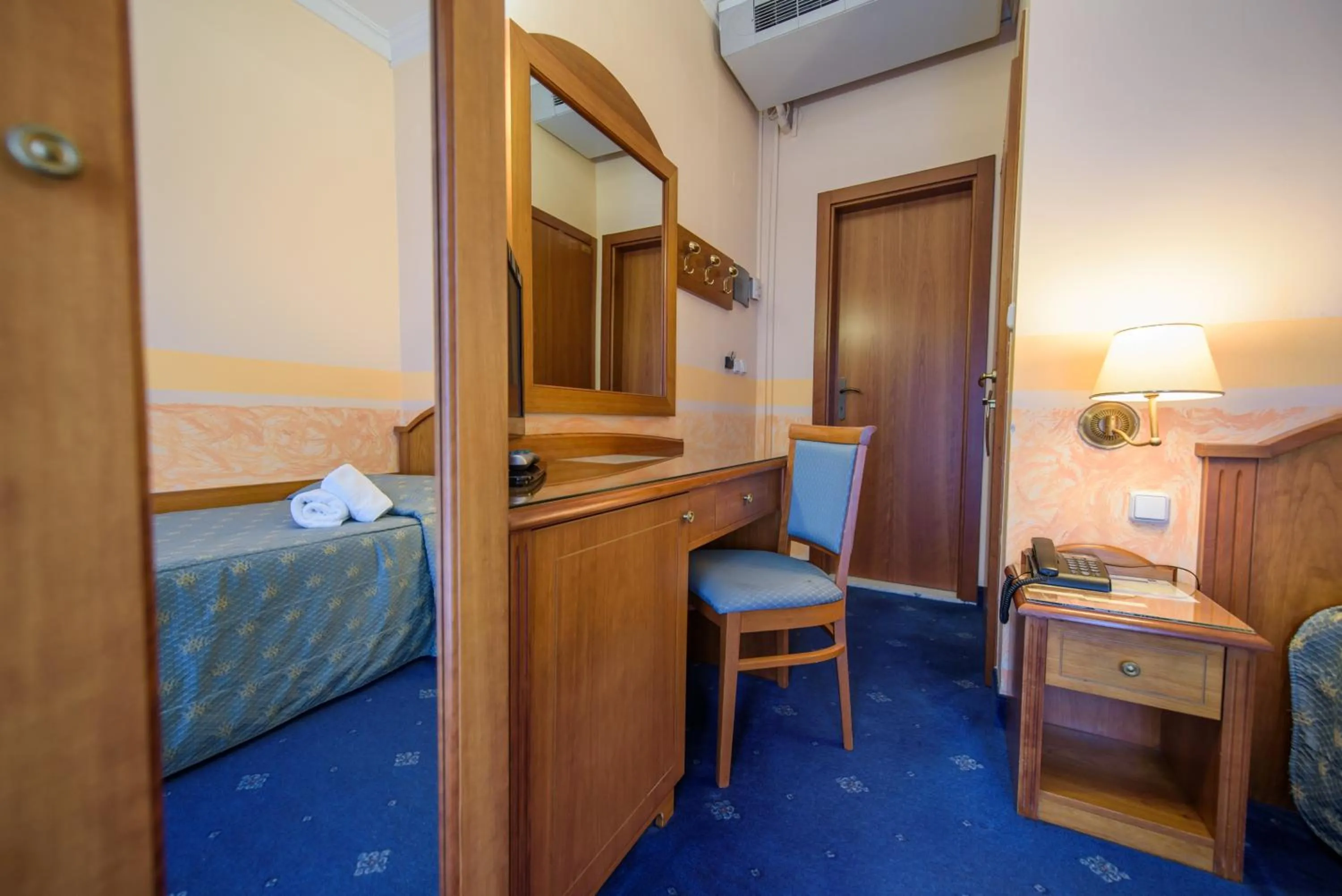 Bed in Hotel Kastoria in Kastoria City