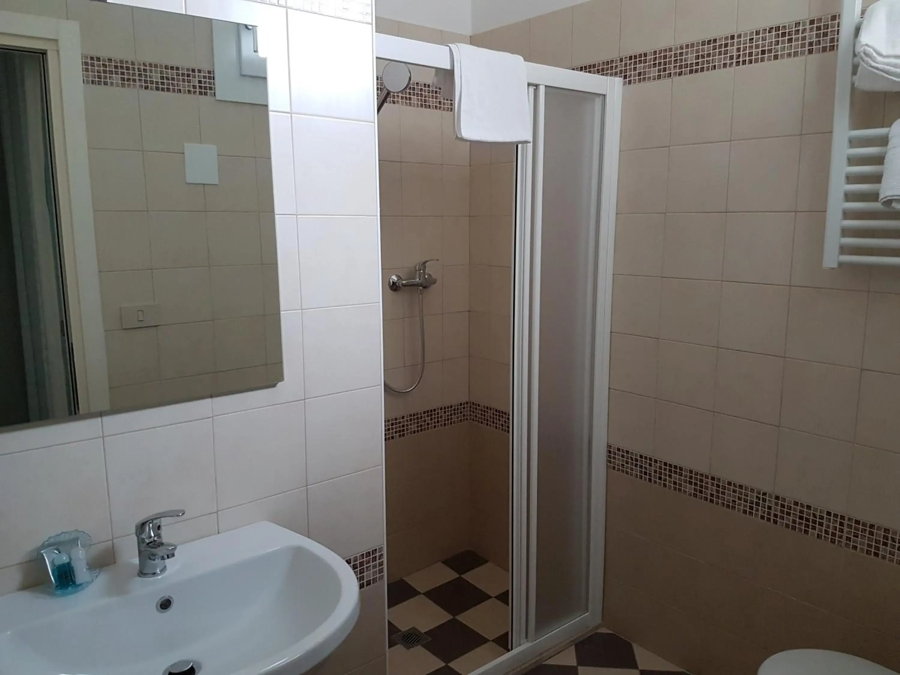 Quadruple Room in Hotel Damma's, Dipendenza Zamagna Quadruple Room in Hotel Damma's, Dipendenza Zamagna